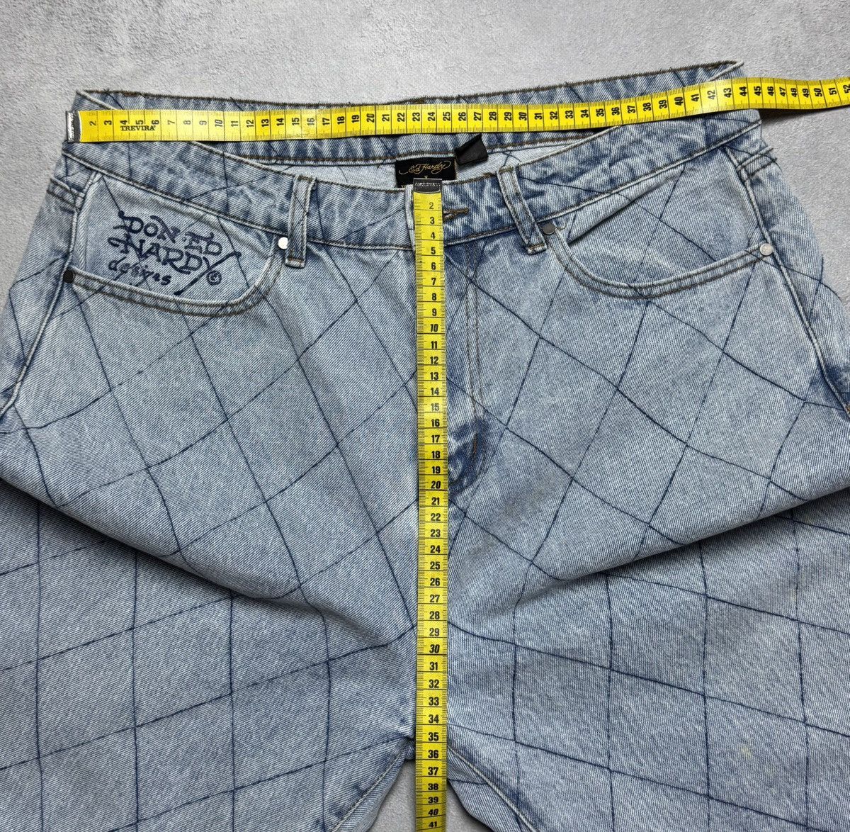 Ed Hardy Ed Hardy X Urban Outfitters Distressed Denim Wide Leg Pants Size US 32 / EU 48 - 14 Thumbnail