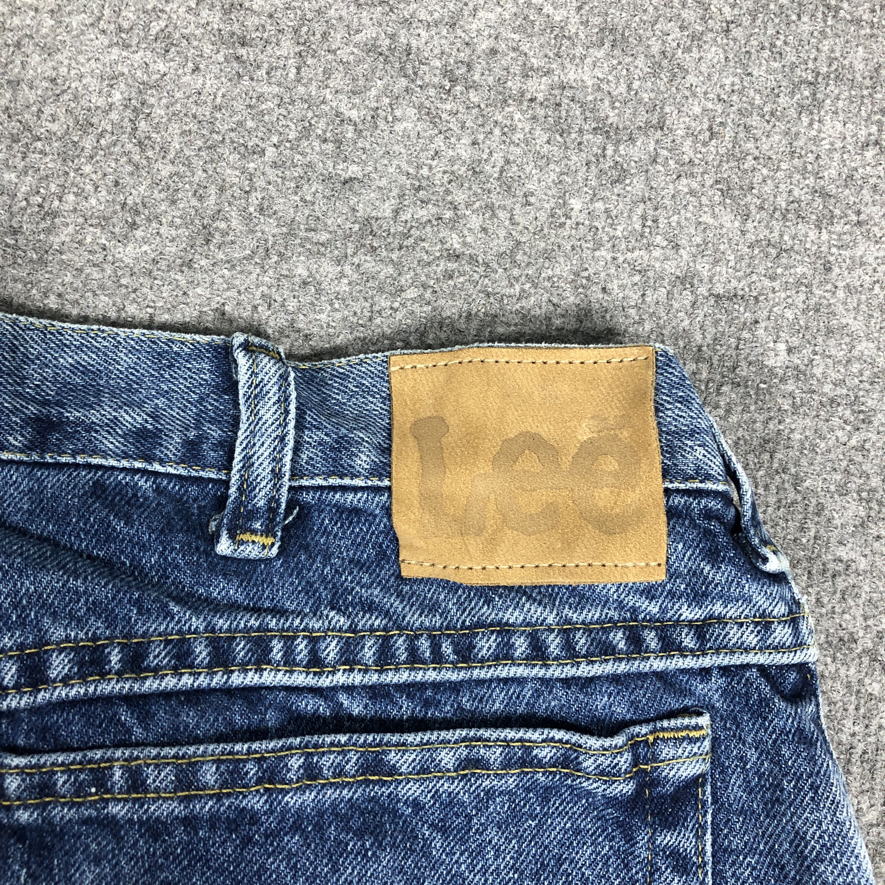 Lee × Vintage Vintage Lee Jeans L1022 Size US 36 / EU 52 - 6 Thumbnail