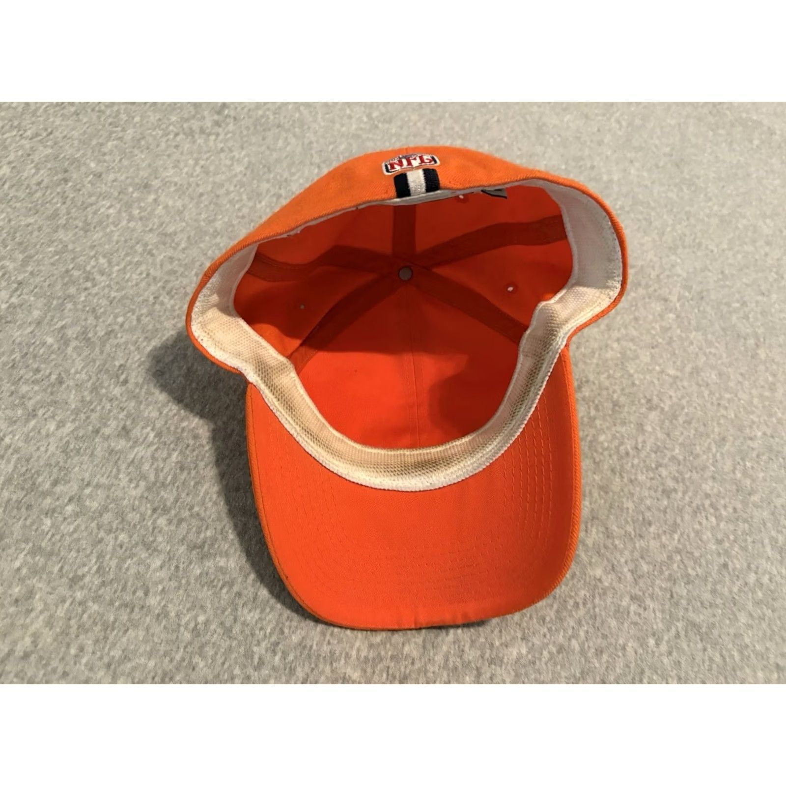 Nike VINTAGE Nike Hat Chicago Bears NFL Orange Wool Cap 7 3/8 Men Baseball Cap Orange Wool Fans 7 3/8 Mens Size ONE SIZE - 3 Thumbnail