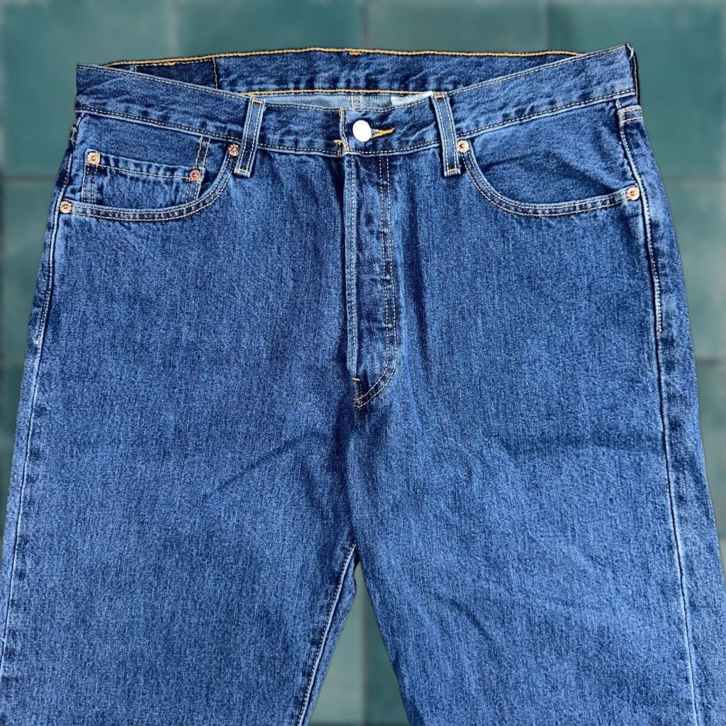 Levi's Levi's 501 Vintage Y2K Columbia Straight Jeans 36x34 90s Med Wash Mens Denim Jeans Size US 36 / EU 52 - 1 Thumbnail