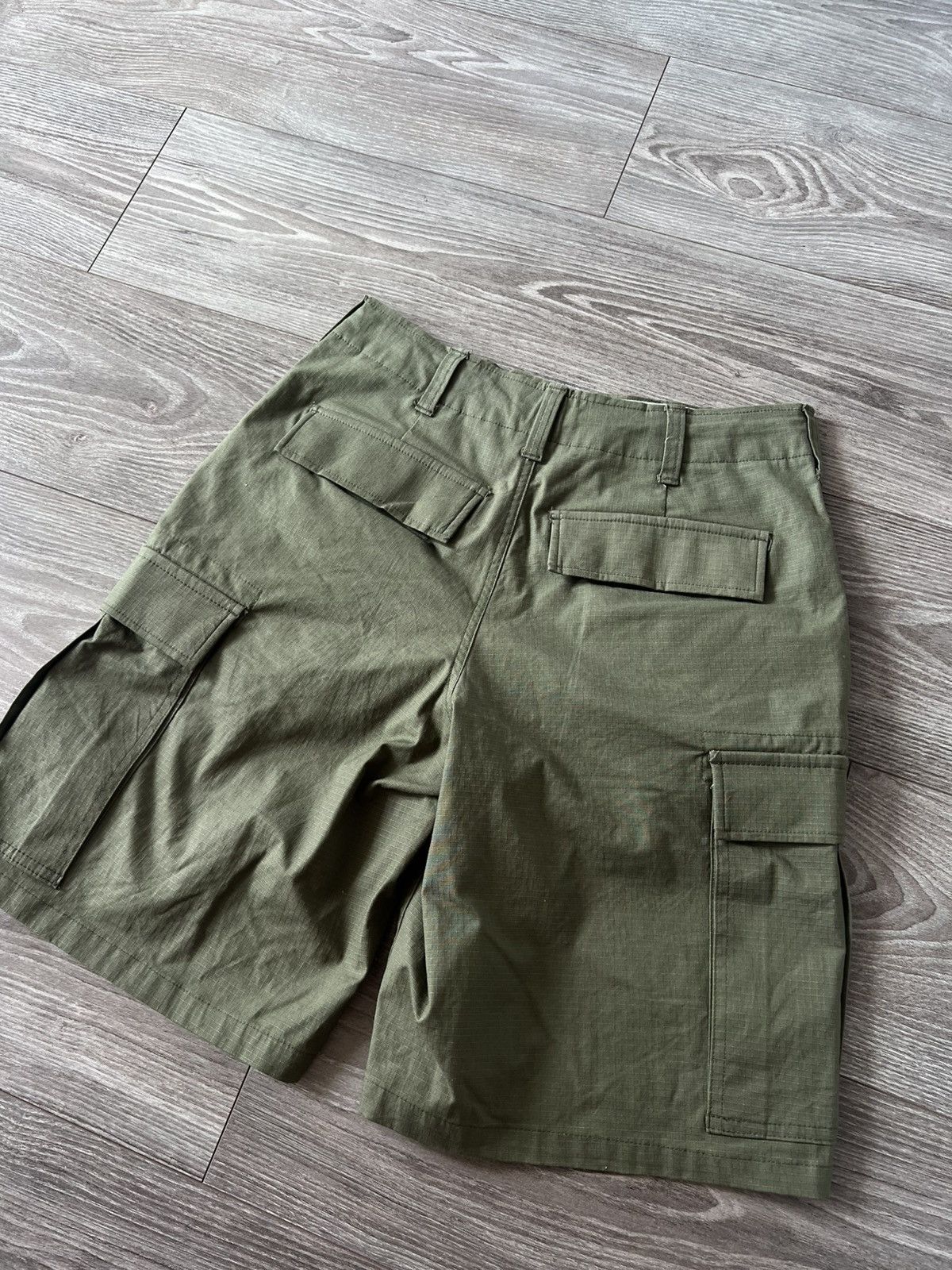 Nike × Nike SB Nike SB New Collection Cargo Hard Wear Avant Garde Shorts Size US 30 / EU 46 - 13 Thumbnail