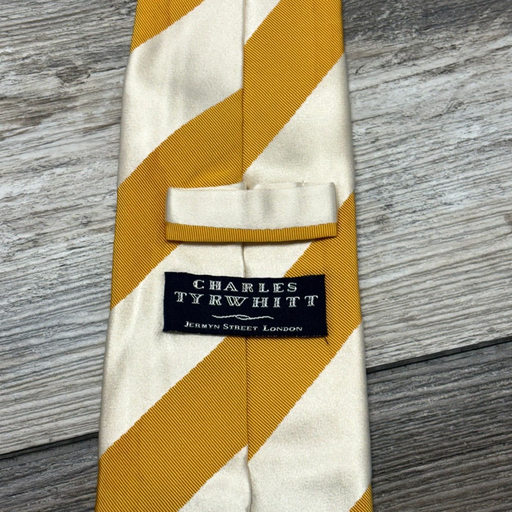 Charles Tyrwhitt Charles Tyrwhitt White Yellow Striped Mens 59" Silk Blend Business Neck Tie Size ONE SIZE - 3 Thumbnail