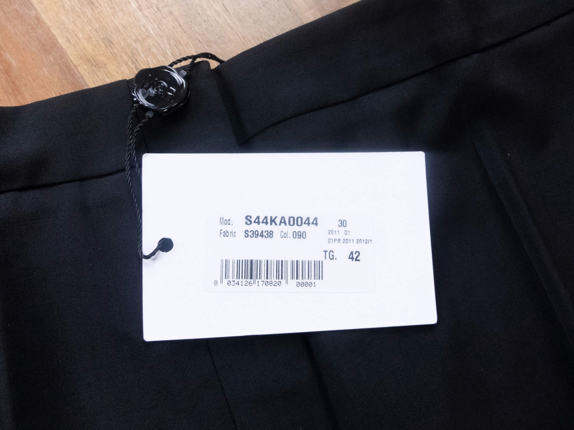 Viktor & Rolf VIKTOR & ROLF solid black cropped wool pants trousers 6 42 Size 28" / US 6 / IT 42 - 6 Thumbnail