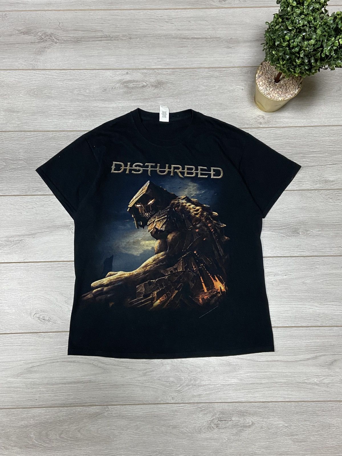 Band Tees Vintage 2000s disturbed big print t-shirt metal streetwear Size US L / EU 52-54 / 3 - 1 Thumbnail