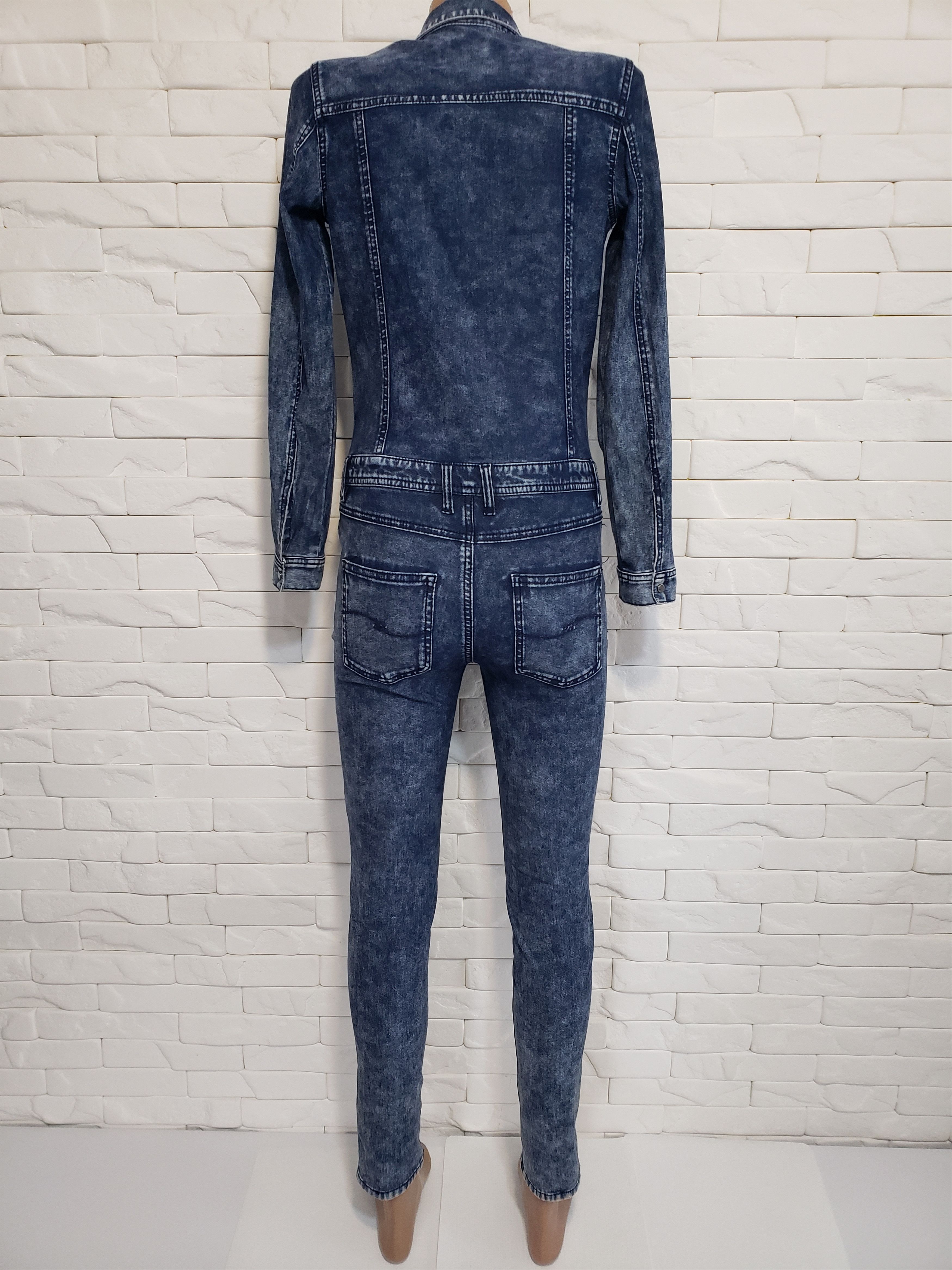Denim & Co. Women's blue jumpsuit made of wonderful denim. Size 33" - 5 Thumbnail