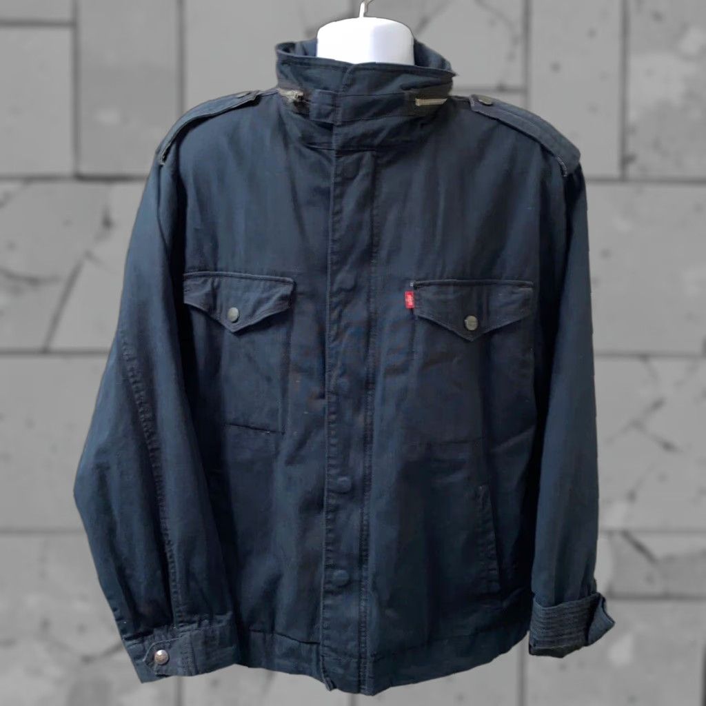 値下げ歓迎Levi's Redtab Stealth Pocket Jacket Levi's Levi's red tab stealth pocket jacket | Grailed