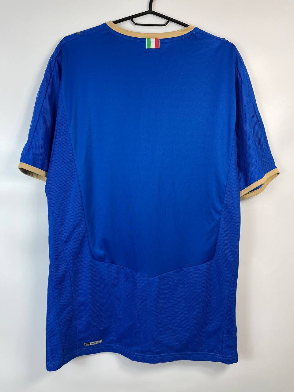 Puma Italy National Team 2007 / 2009 Home Shirt Puma Size XL Size US XL / EU 56 / 4 - 5 Thumbnail