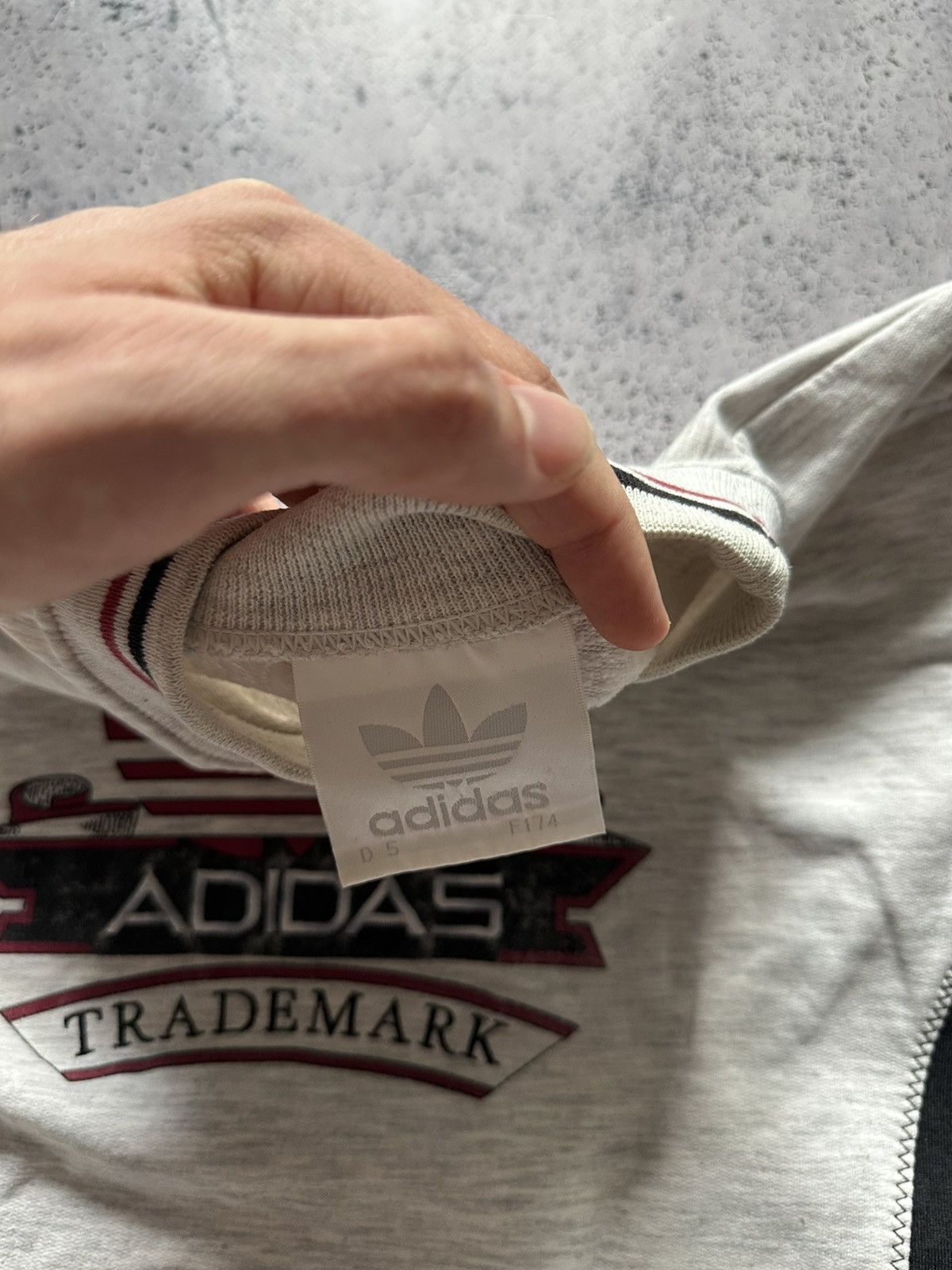 Adidas Vintage Adidas Crewneck Sweatshirt Trademark Baggy Y2K USA Size US M / EU 48-50 / 2 - 4 Thumbnail
