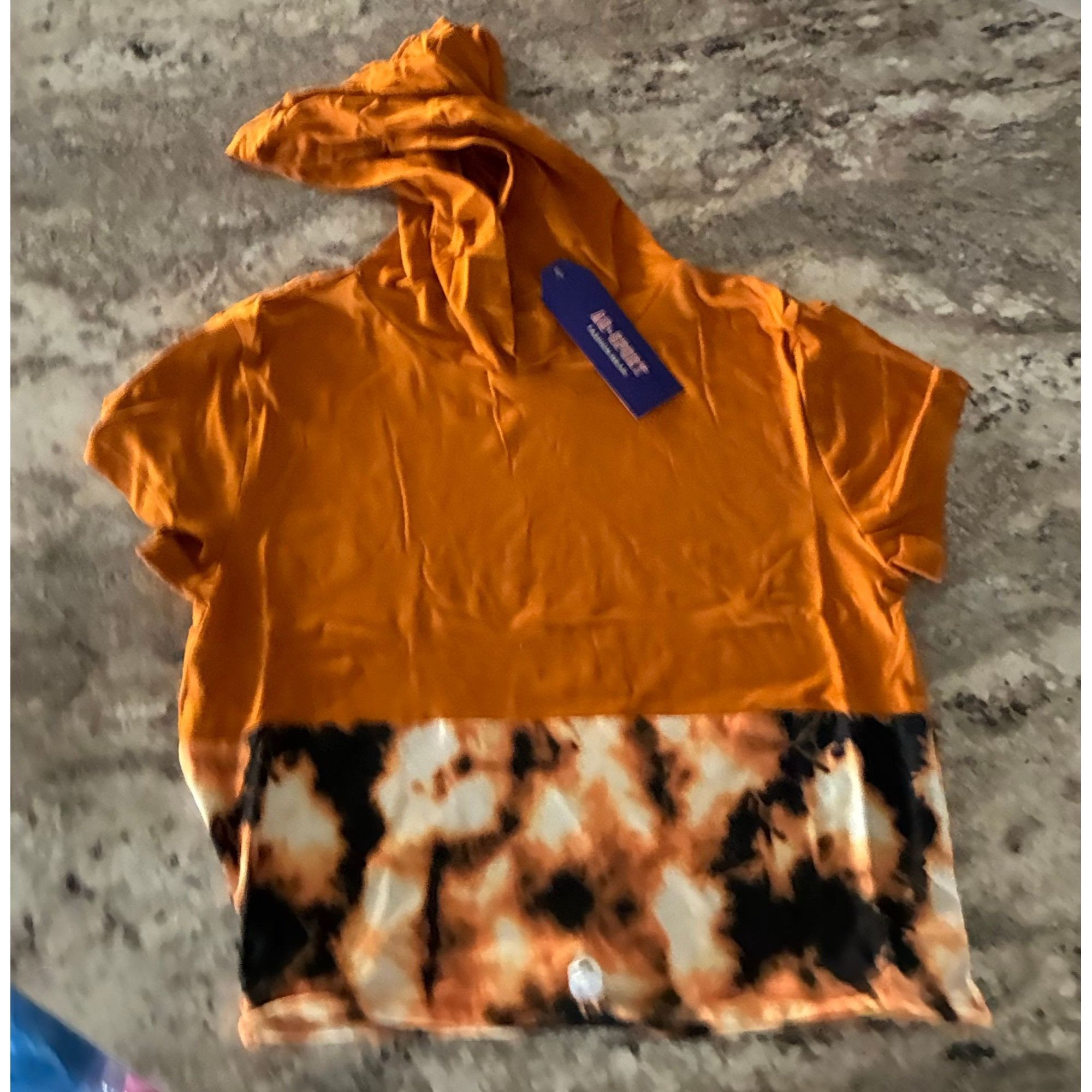 Other Stylish Tie Dye Hooded Short Sleeve Athletic Set In GOLD Size 26" / US 2 / IT 38 - 3 Thumbnail