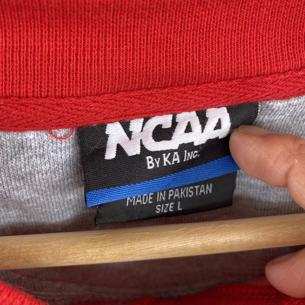 NCAA Vintage Ohio State Buckeyes college Sweatshirt Large Size US L / EU 52-54 / 3 - 5 Thumbnail
