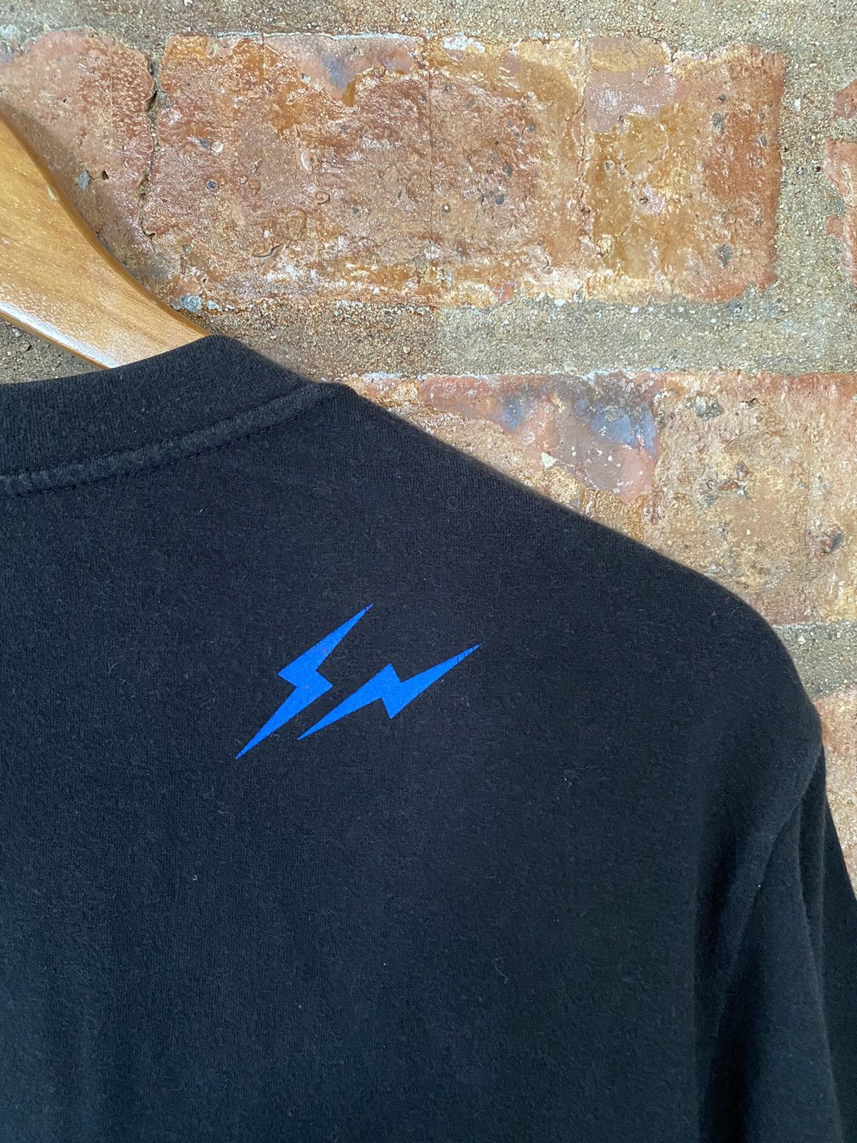 Electric Cottage × Fragment Design × Hiroshi Fujiwara SS2000 Electric Cottage Iconic target skull more about less Size US M / EU 48-50 / 2 - 9 Thumbnail
