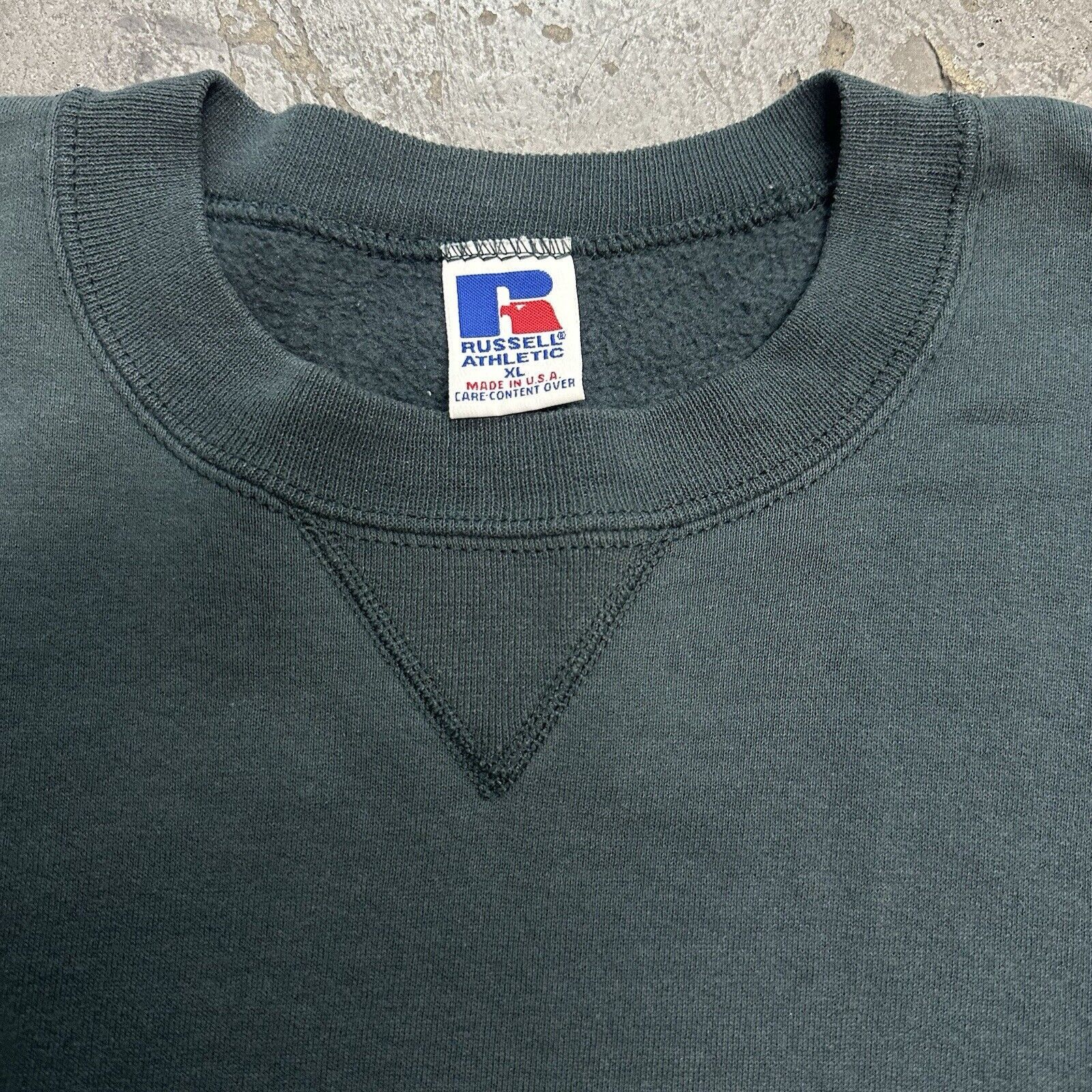 Russell Athletic × Vintage Vintage 90s Russell Athletic Green Sweatshirt XL Made In USA Size US XL / EU 56 / 4 - 2 Thumbnail