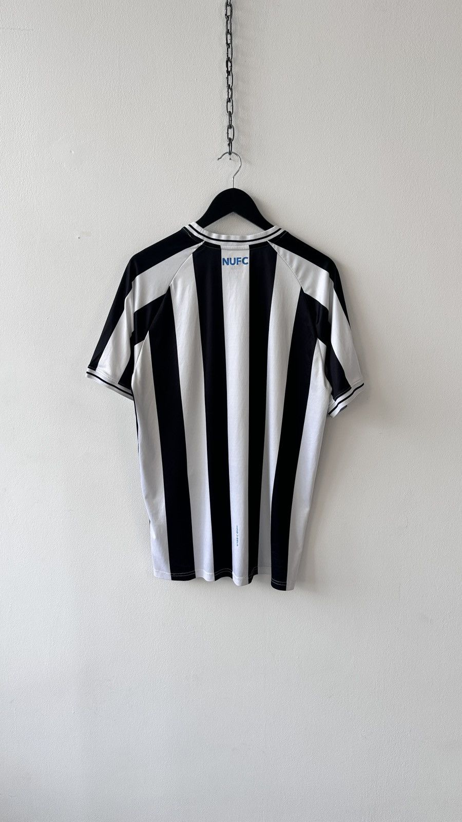 Other Newcastle United 2022-23 Home Football Shirt Castore Size XL Size US XL / EU 56 / 4 - 8 Thumbnail