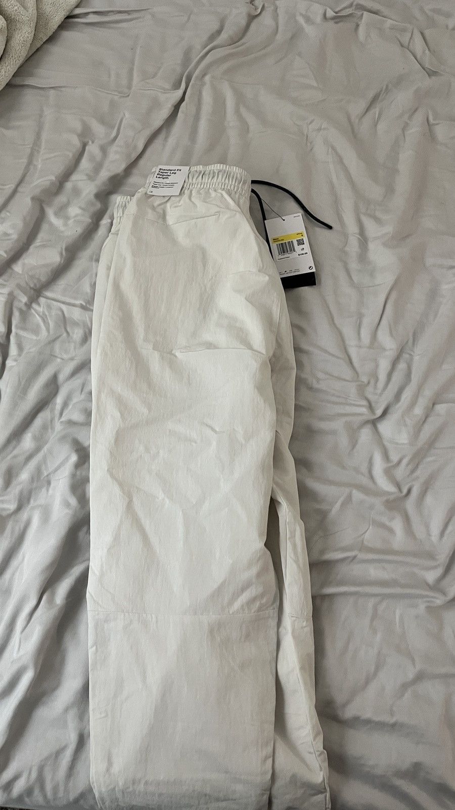 Nike Nike Size S Sportswear Tech Woven Joggers DQ4343-030 Size US 28 / EU 44 - 2 Thumbnail