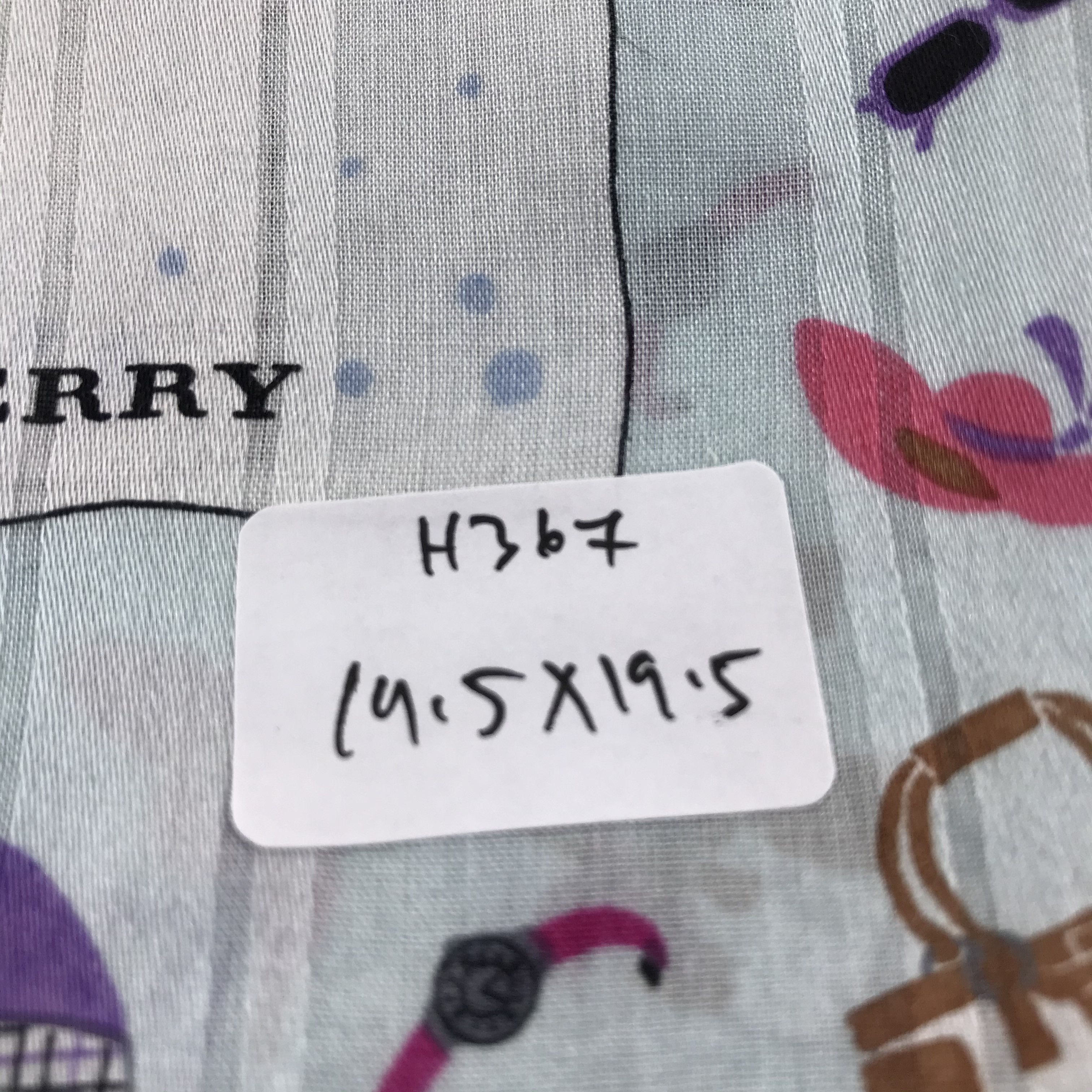 Burberry Burberry Handkerchief Neckerchief Bandana H367 Size ONE SIZE - 8 Thumbnail