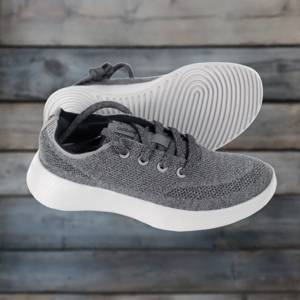 Allbirds Allbirds Women's Tree Runner Go Sneakers Size 7.5 Stormy Grey Medium Grey Sneakers Women's 7.5 Stormy Grey Grey Size US 5 / IT 35 - 1 Thumbnail