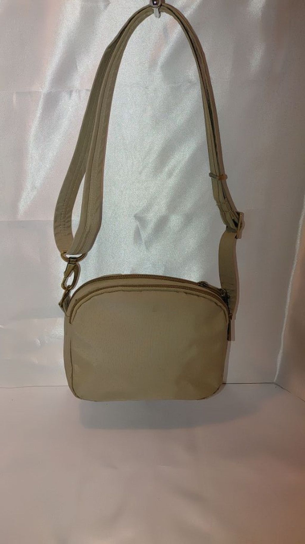 Away Travel Travelon RFID Crossbody Size ONE SIZE - 5 Thumbnail
