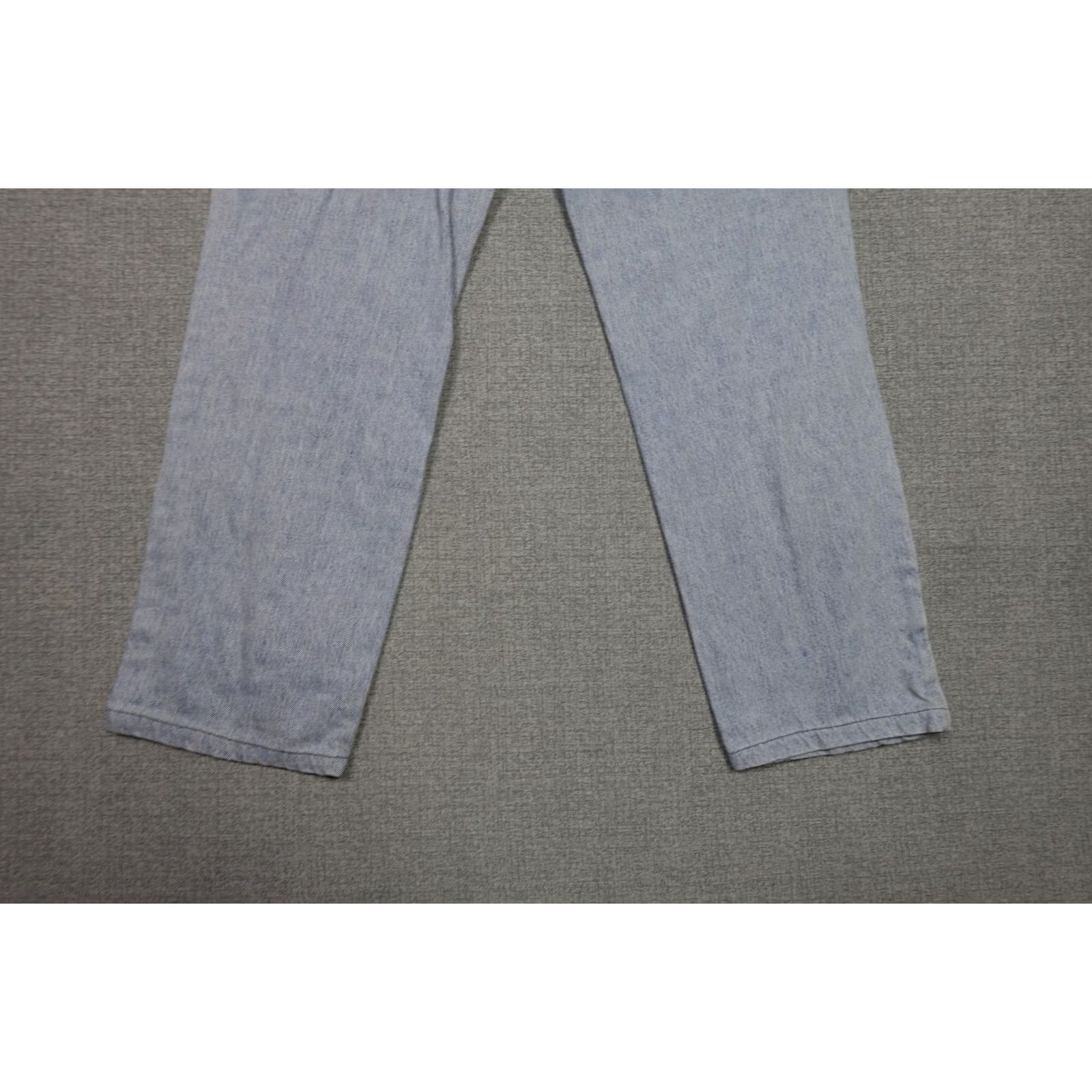 Levi's VINTAGE Levi's Silvertab Jeans Womens Size 13 Blue Loose Baggy Fit Light Wash 90s Mens Womens Jeans Size 34" / US 12 / IT 48 - 6 Thumbnail