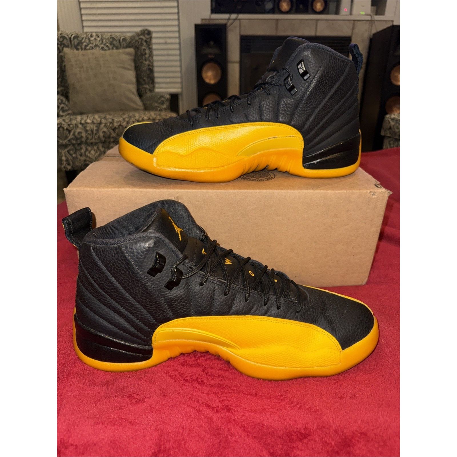 Jordan Brand Size 13 - Jordan 12 Retro University Gold 2020 Size US 13 / EU 46 - 4 Thumbnail