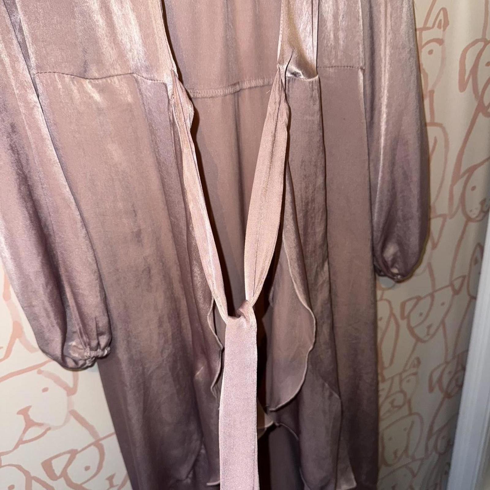Designer Flounce London satin long sleeve wrap maxi dress Size M / US 6-8 / IT 42-44 - 5 Thumbnail
