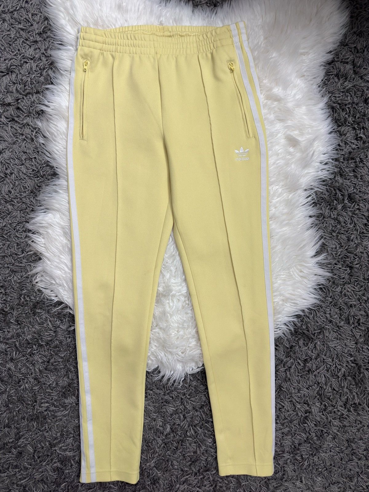 Adidas Adidas yellow ☀️ sweatpants women Size 25" / US 0 / IT 36 - 1 Thumbnail