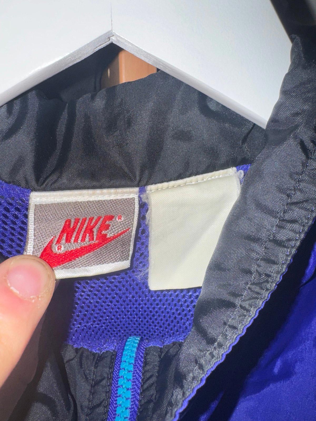Nike 90s Nike Black/Turquoise Zip-Up Windbreaker Jacket Rare Sz M Size US M / EU 48-50 / 2 - 4 Thumbnail