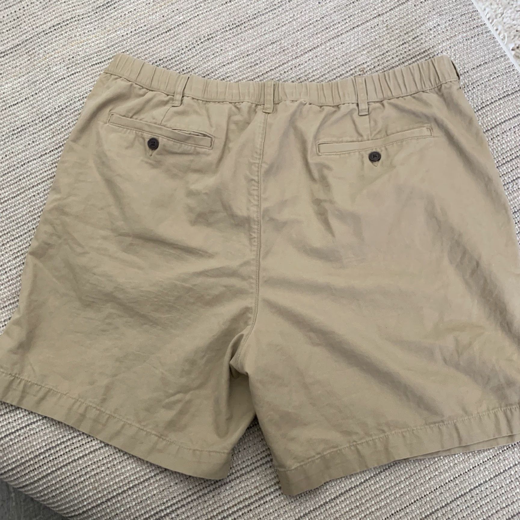 Lands' End Lands' End Mens Shorts 40 Khaki Elastic Waist Drawstring Cotton Twill Pockets Casual 7 Inseam Regular Beige Zip Flat Front Slash Pocket Mens Size US 40 / EU 56 - 3 Thumbnail