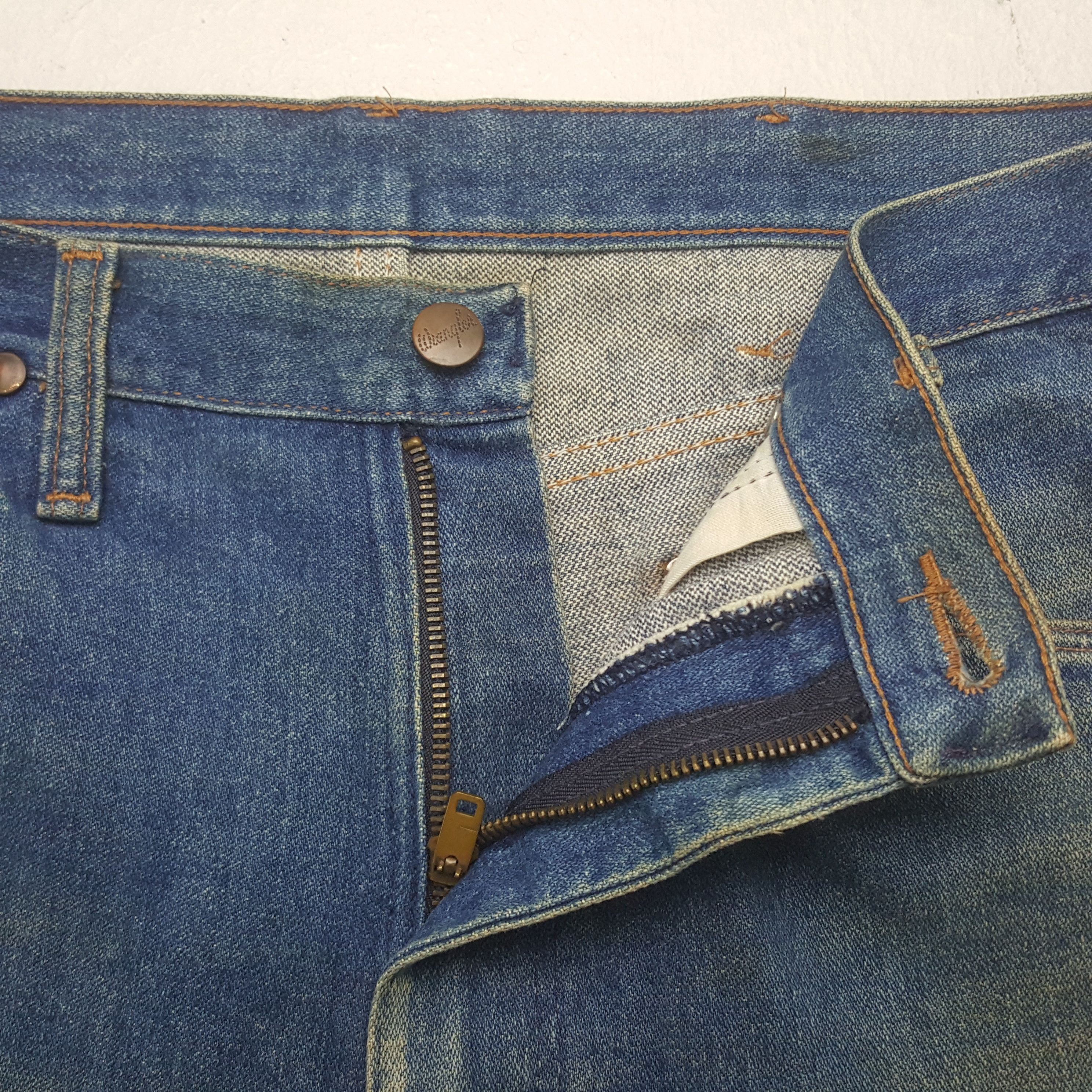 Wrangler Vintage Wrangler Style MWZ Regular Fit Denim Jeans Size US 32 / EU 48 - 12 Thumbnail