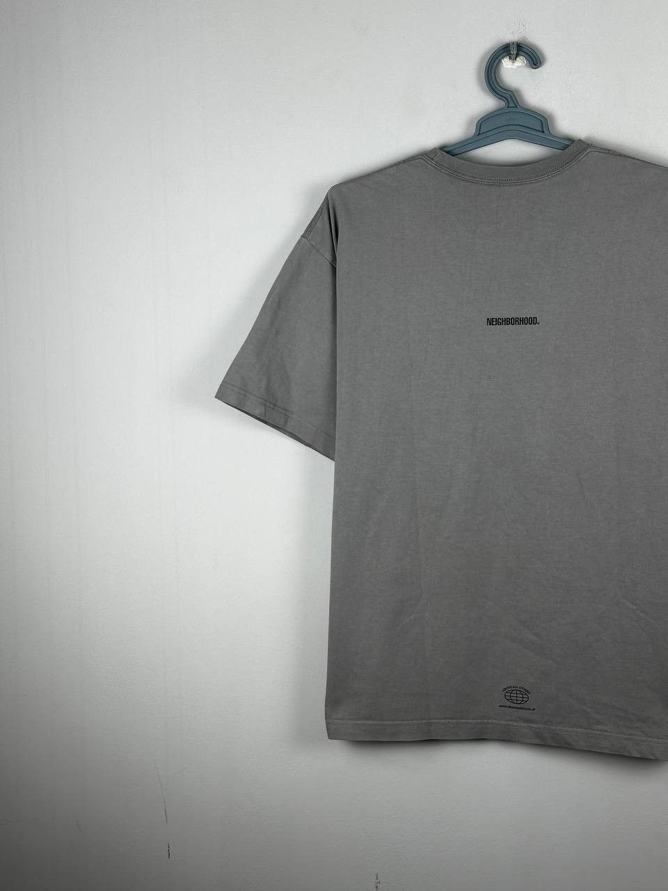 Neighborhood Neighborhood Grey Streetwear Big Logo T Shirt Size US L / EU 52-54 / 3 - 13 Thumbnail