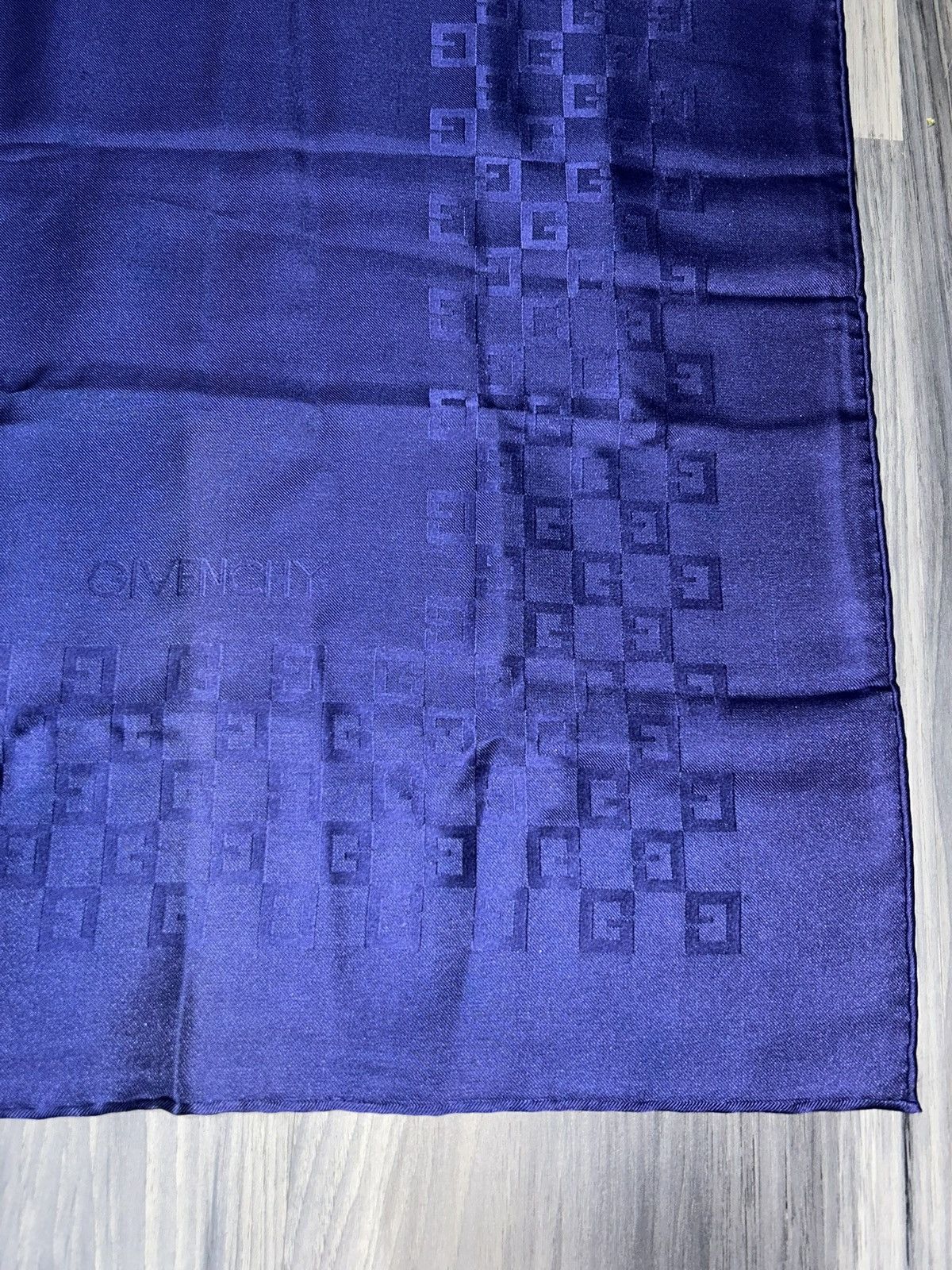 Givenchy Vintage Givenchy G logo Blue Silk Scarf w COA Size ONE SIZE - 3 Thumbnail