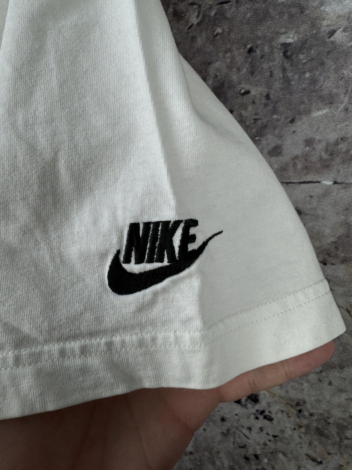 Adidas Men’s Nike Big Logo Swoosh T-Shirt Vintage Size Large Size US L / EU 52-54 / 3 - 10 Thumbnail