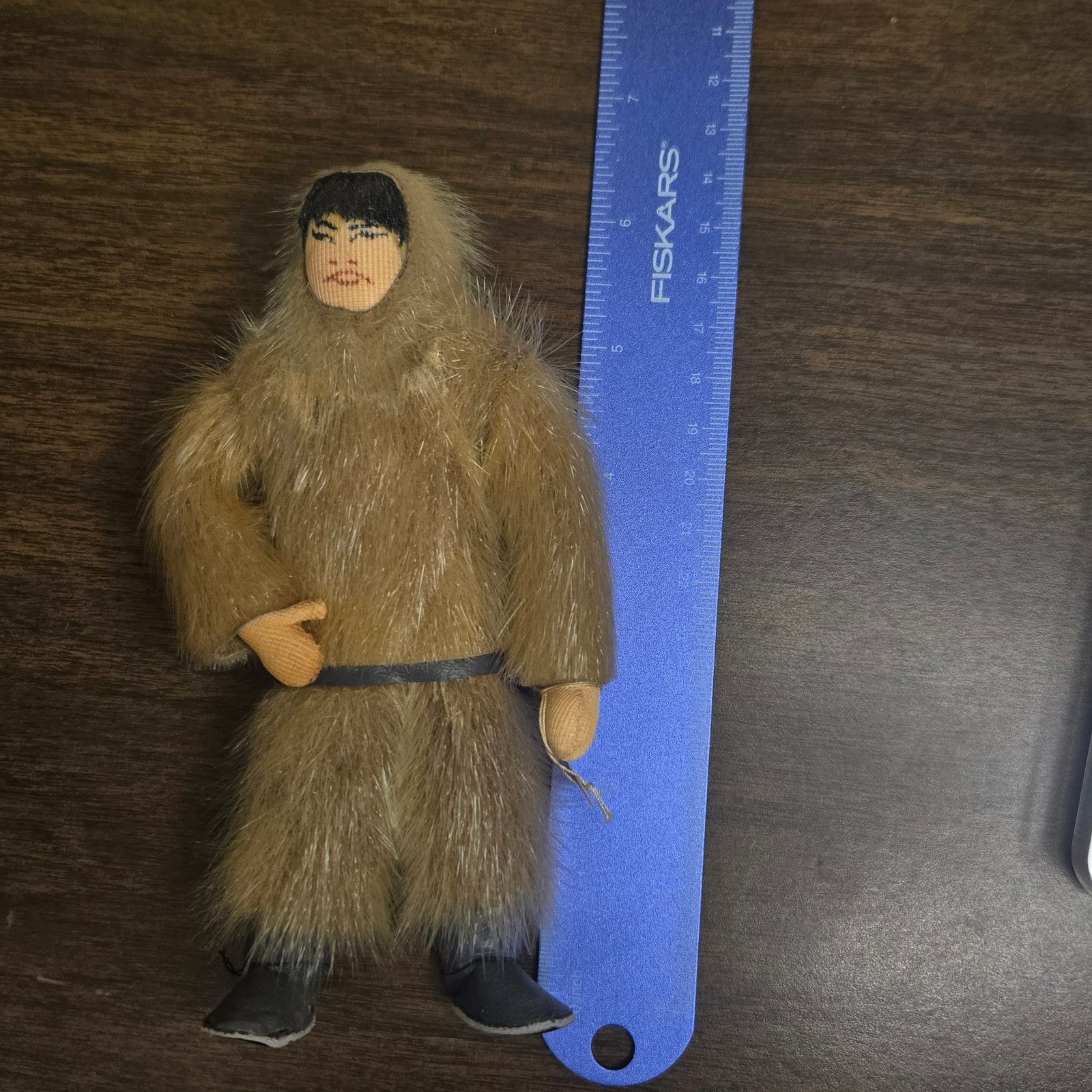 Vintage Vintage Inuit Doll Real Fur & Leather Alaska Souvenir Art Size ONE SIZE - 10 Thumbnail