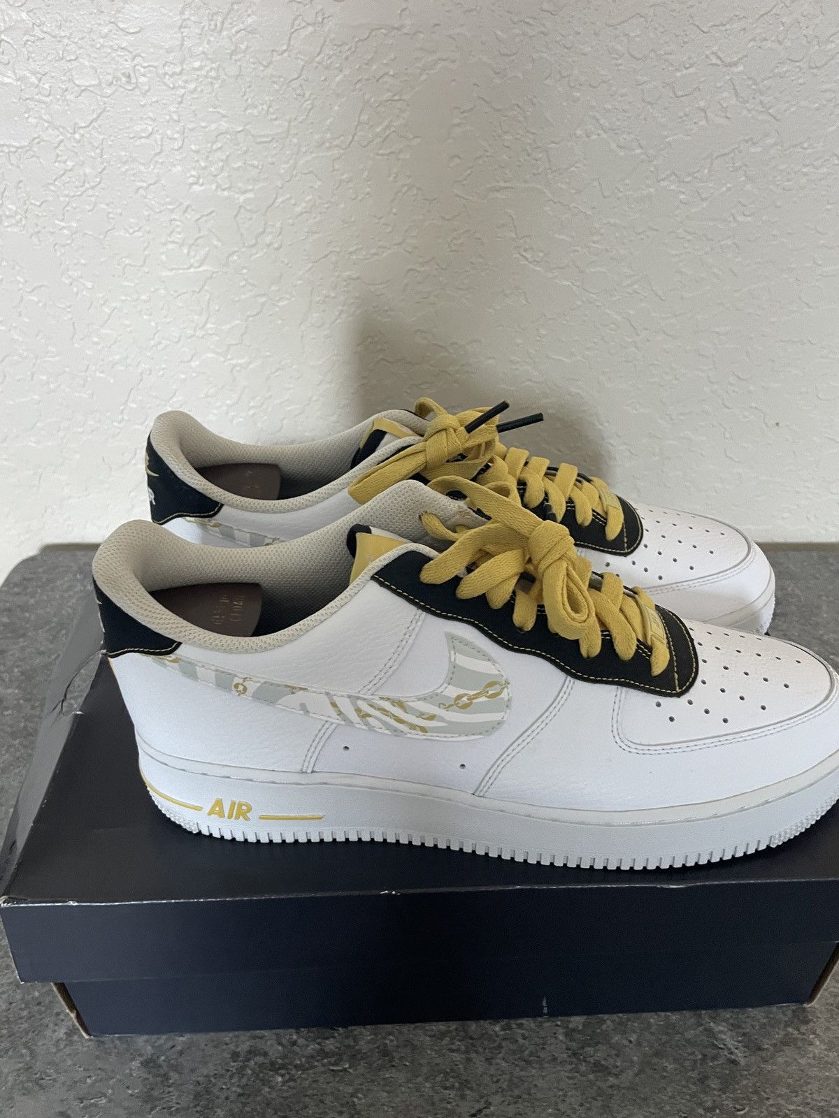 Nike AF-1 07 LV8 (Gold Link Zebra) Size US 10 / EU 43 - 5 Thumbnail
