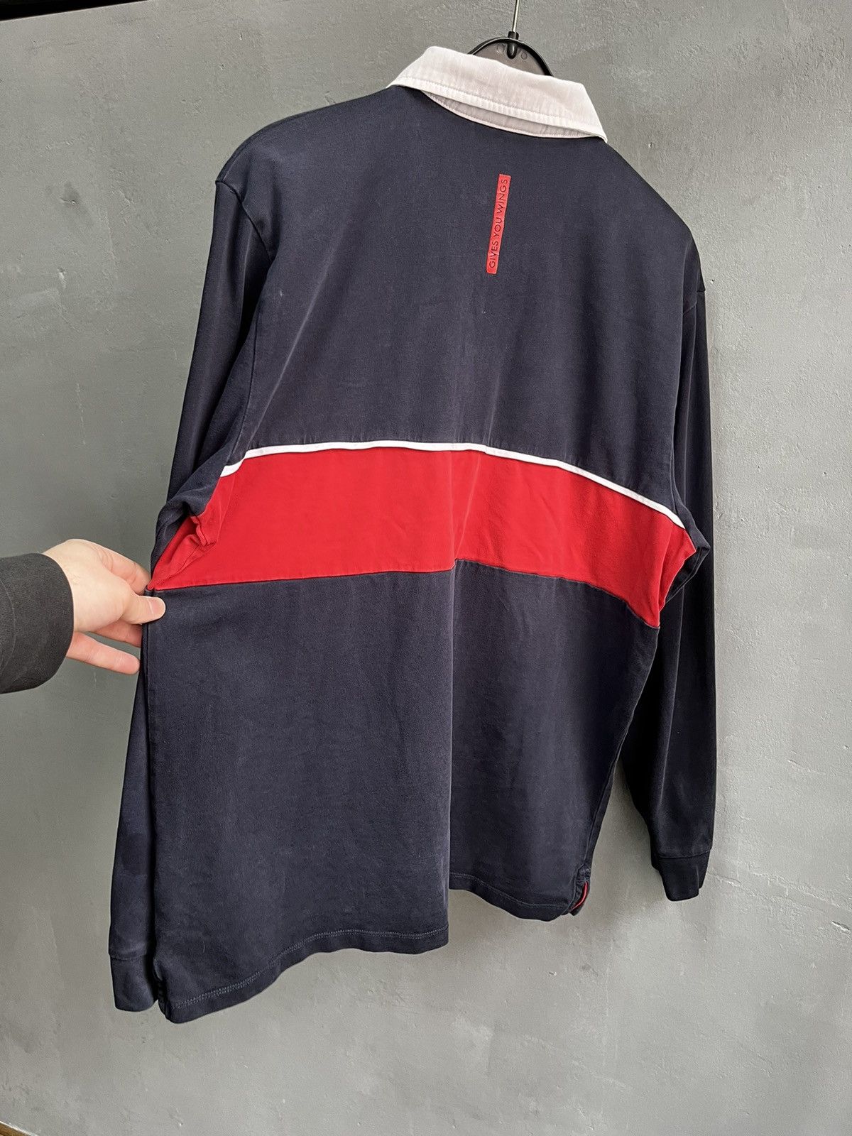 Red Bull Red bull Aston Martin rugby shirt Vintage Size US L / EU 52-54 / 3 - 8 Thumbnail