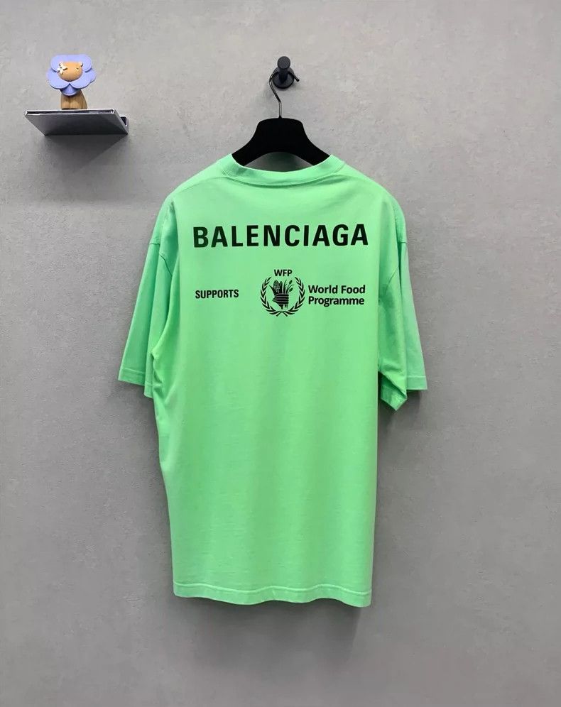 Balenciaga Balenciaga WFP一代 Alphabet Printed Logo Round Neck Short Sl Size US S / EU 44-46 / 1 - 2 Thumbnail