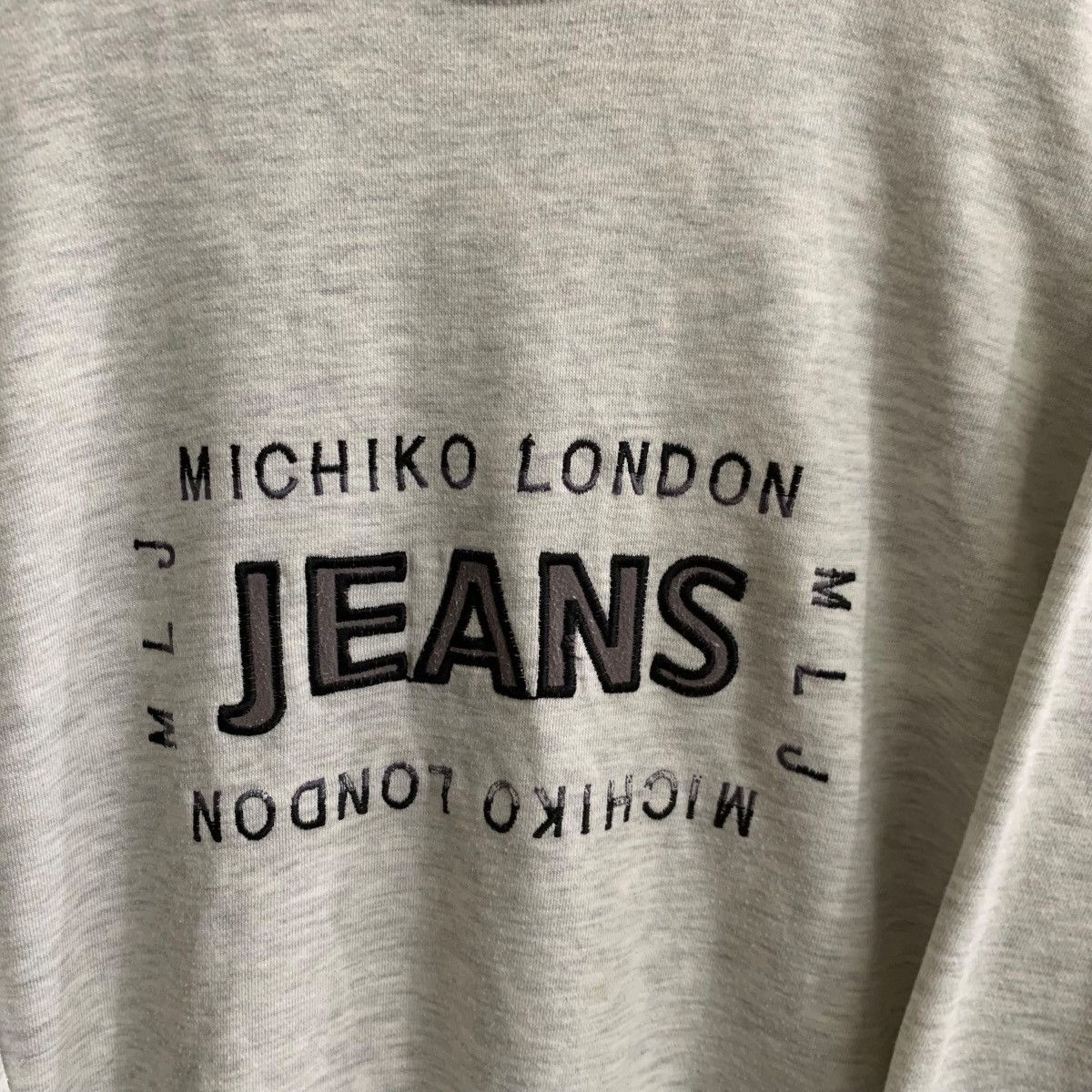 Michiko Koshino London × Vintage Vintage Michiko London Sweatshirt Medium Size US M / EU 48-50 / 2 - 3 Thumbnail
