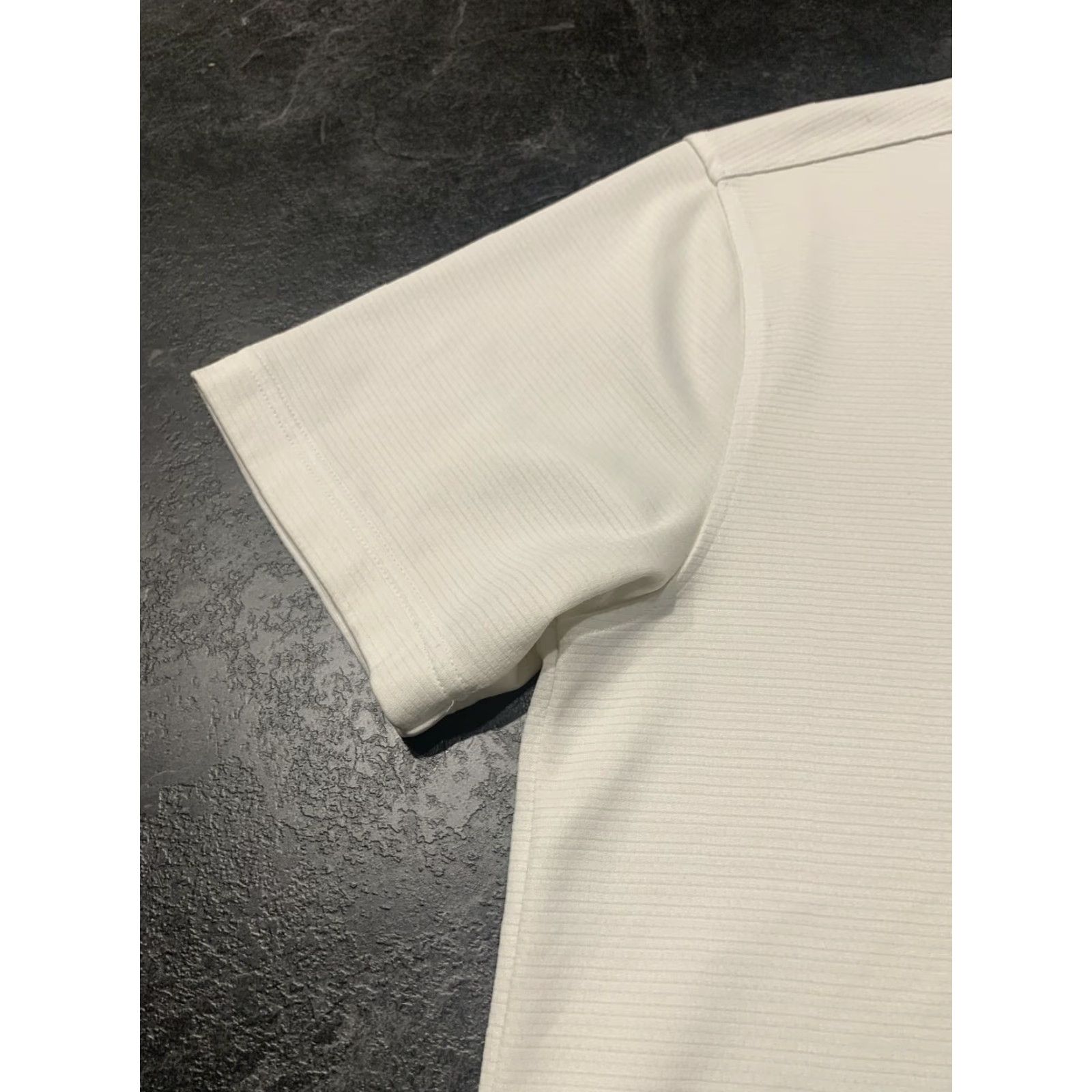 Under Armour VINTAGE Under Armour Golf Polo Shirt Men’s Large White Short Sleeve Casual Breathable Moisture Wicking 90s Logo Size US L / EU 52-54 / 3 - 5 Thumbnail