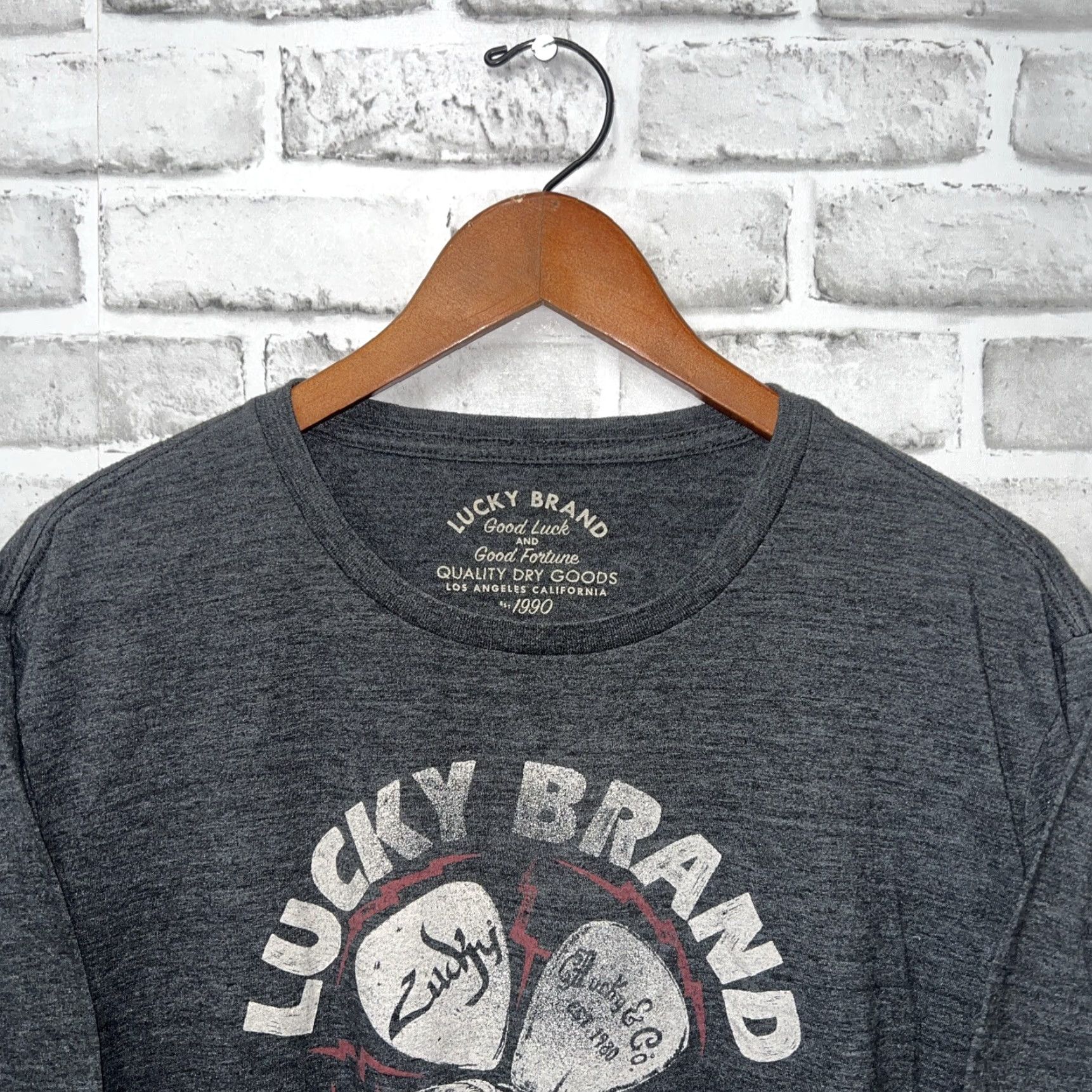 Lucky Brand Lucky Brand T-Shirt Mens XL Gray Regular Fit Size US XL / EU 56 / 4 - 2 Thumbnail