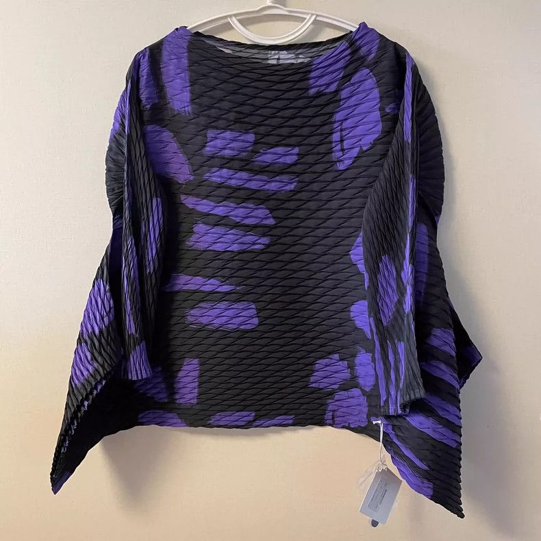 Issey Miyake Issey Miyake Black large fish-scale top Size M / US 6-8 / IT 42-44 - 6 Thumbnail