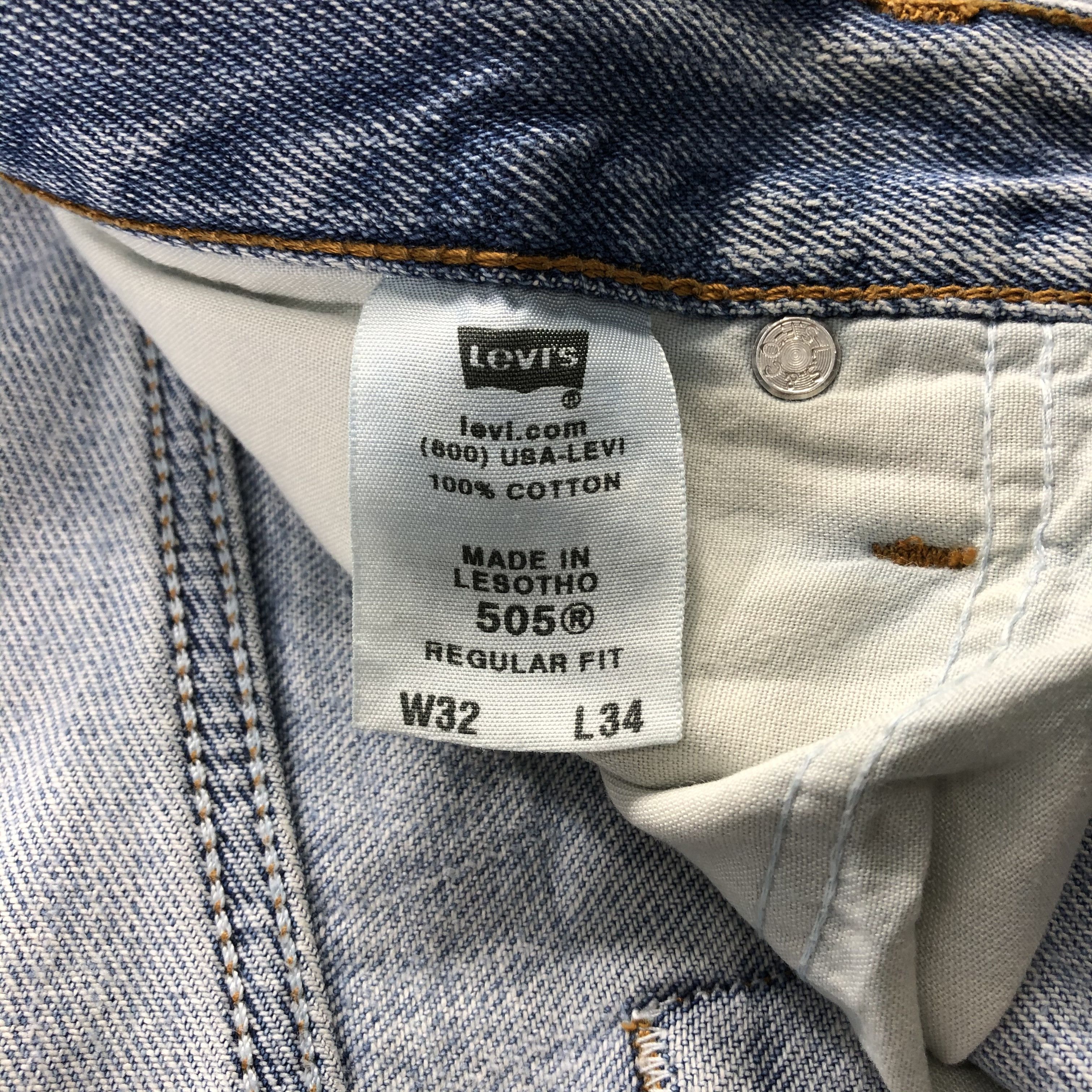 Levi's Vintage Blue Wash Levis 505 Jeans-J1466 Size US 33 - 10 Thumbnail