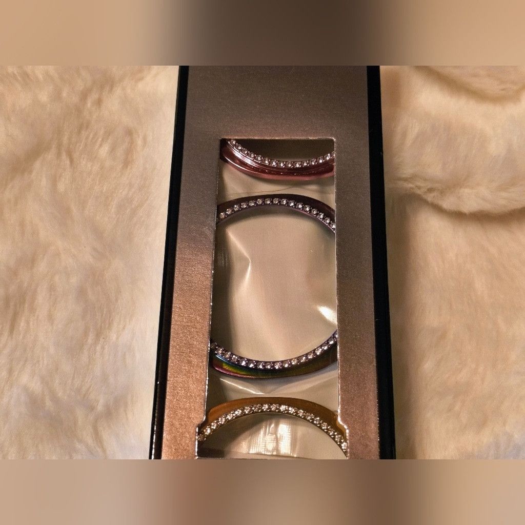 The Unbranded Brand Galaxy Watch 8 3-Pack Bezel Rings 44mm Size ONE SIZE - 3 Thumbnail
