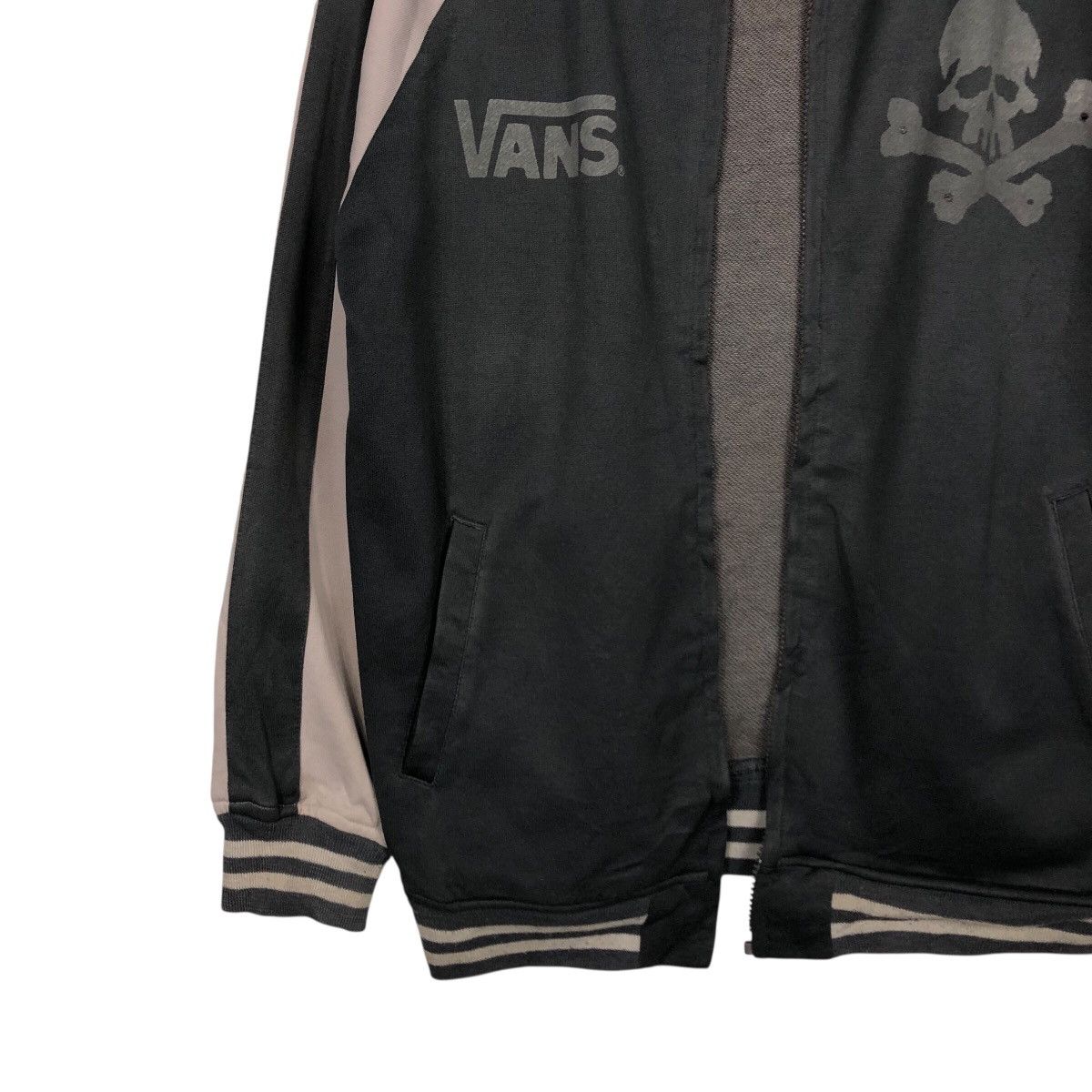 Japanese Brand 📌Rich Grey Vintage Zipper Sweater Vans Skeleton Design Size US M / EU 48-50 / 2 - 5 Thumbnail