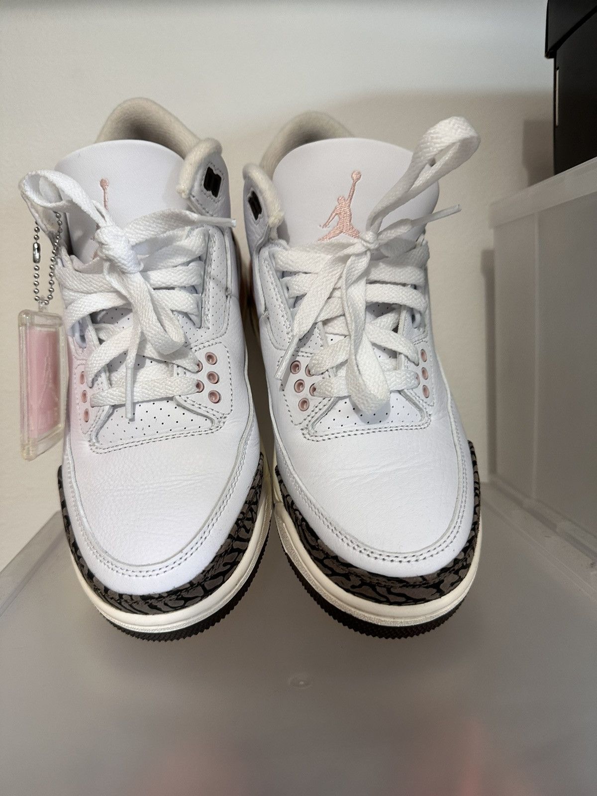 Jordan Brand Jordan 3 Retro Neapolitan Dark Mocha (Women's) Size US 8 / IT 38 - 4 Thumbnail