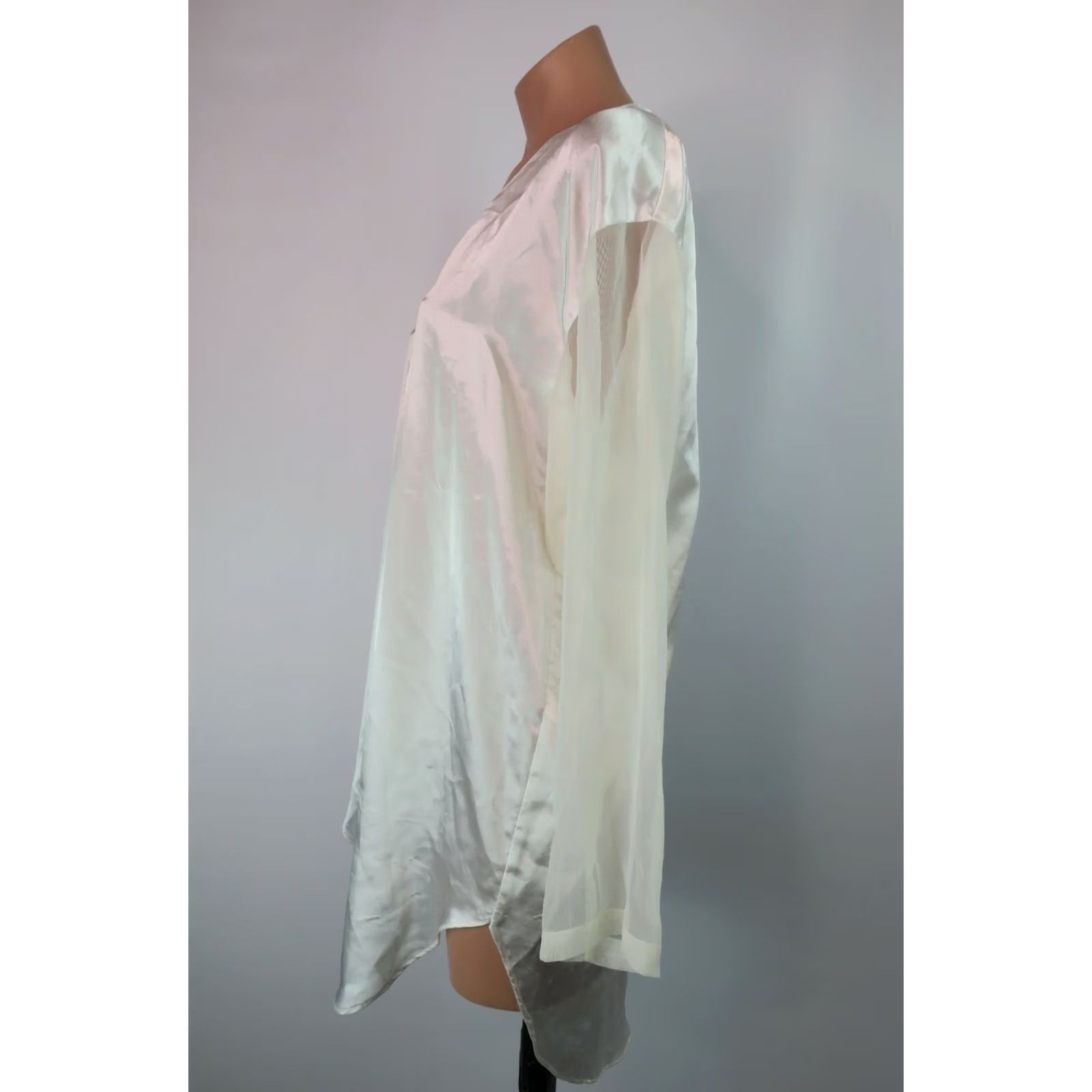 Victoria's Secret Victoria'S Secret Ivory Satin Lingerie Chiffon Shirt S Negligee Bridal Nightgown Size S / US 4 / IT 40 - 6 Thumbnail