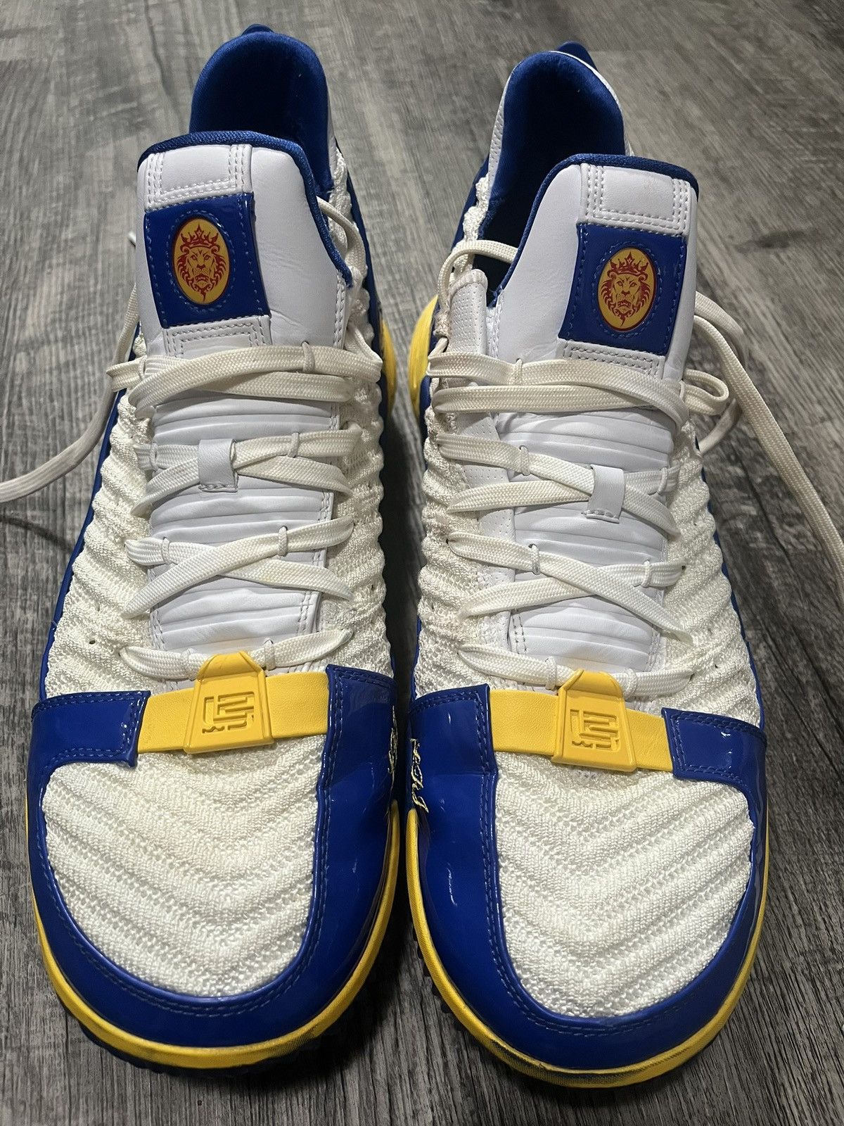 Nike Lebron 16 SuperBron size 12.5 Size US 12 / EU 45 - 3 Thumbnail