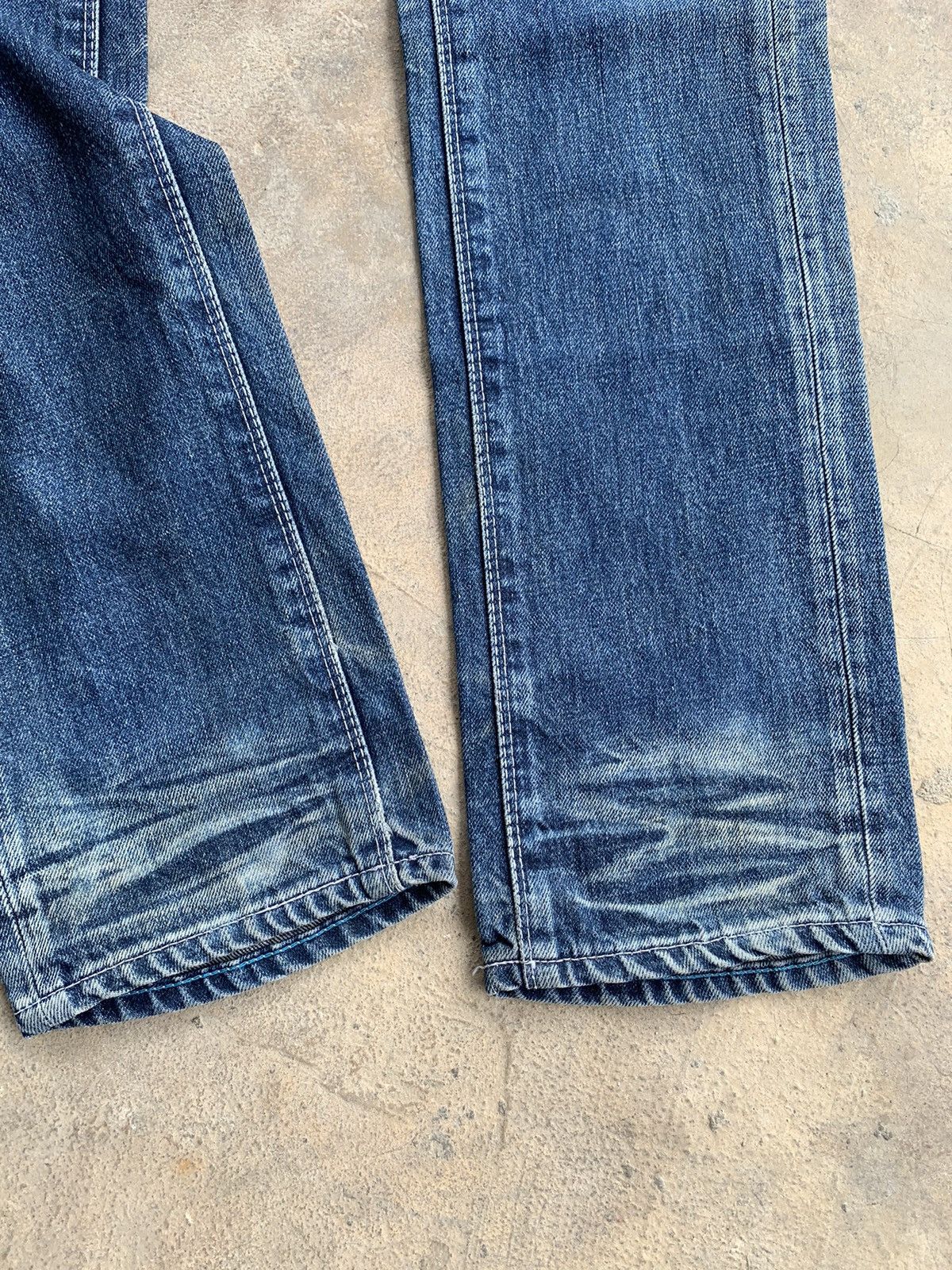 Vanquish Vanquish Gold Rusty Japanese Distressed Denim Size US 31 - 5 Thumbnail
