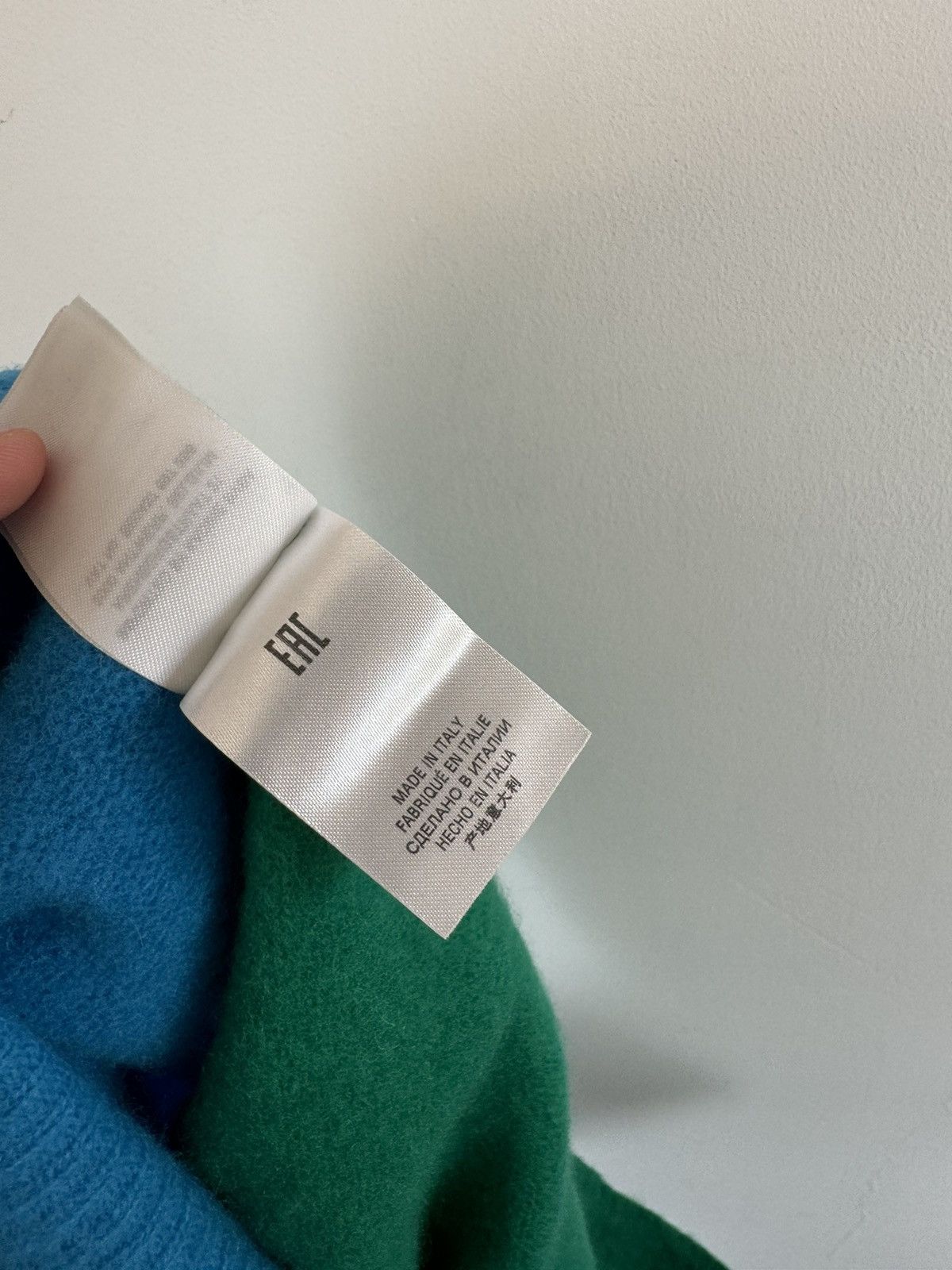 Essentiel Antwerp Essentiel Antwerp Made in Italy 2 Sides Colour Sweater Size S / US 4 / IT 40 - 8 Thumbnail