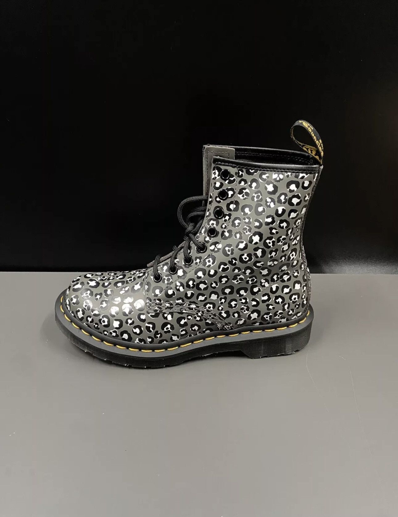 Dr. Martens Dr Marten Boot (6) Size US 6 / IT 36 - 5 Thumbnail