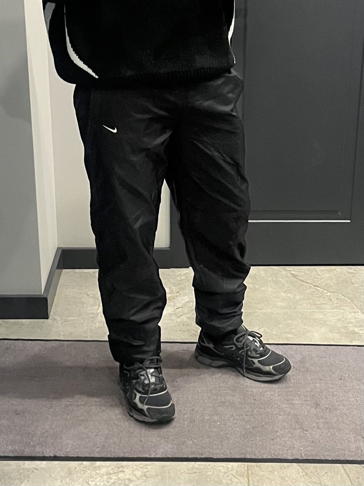 Nike Vintage Nike Y2K Baggy Track Pants – Black, Size M Size US 34 / EU 50 - 1 Thumbnail