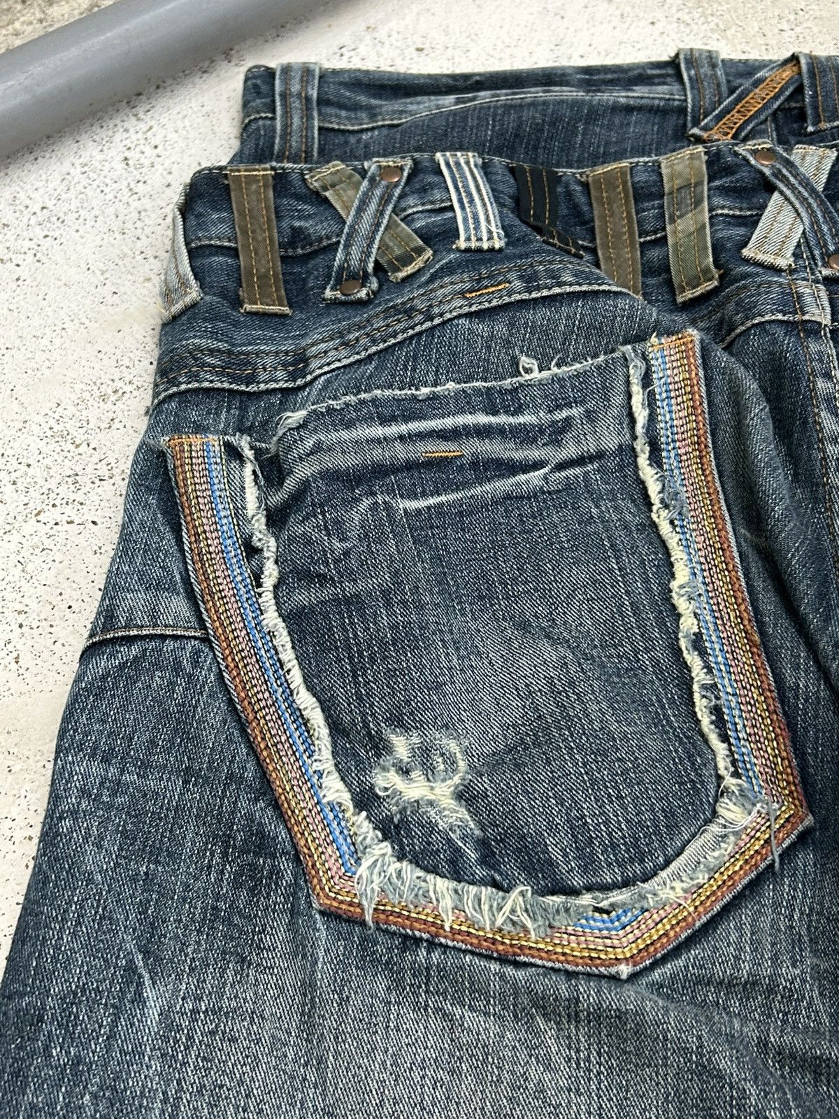 Japanese Brand Vintage Dominate Double Waist Whisker Clawn Mark Distressed Size US 35 - 17 Thumbnail